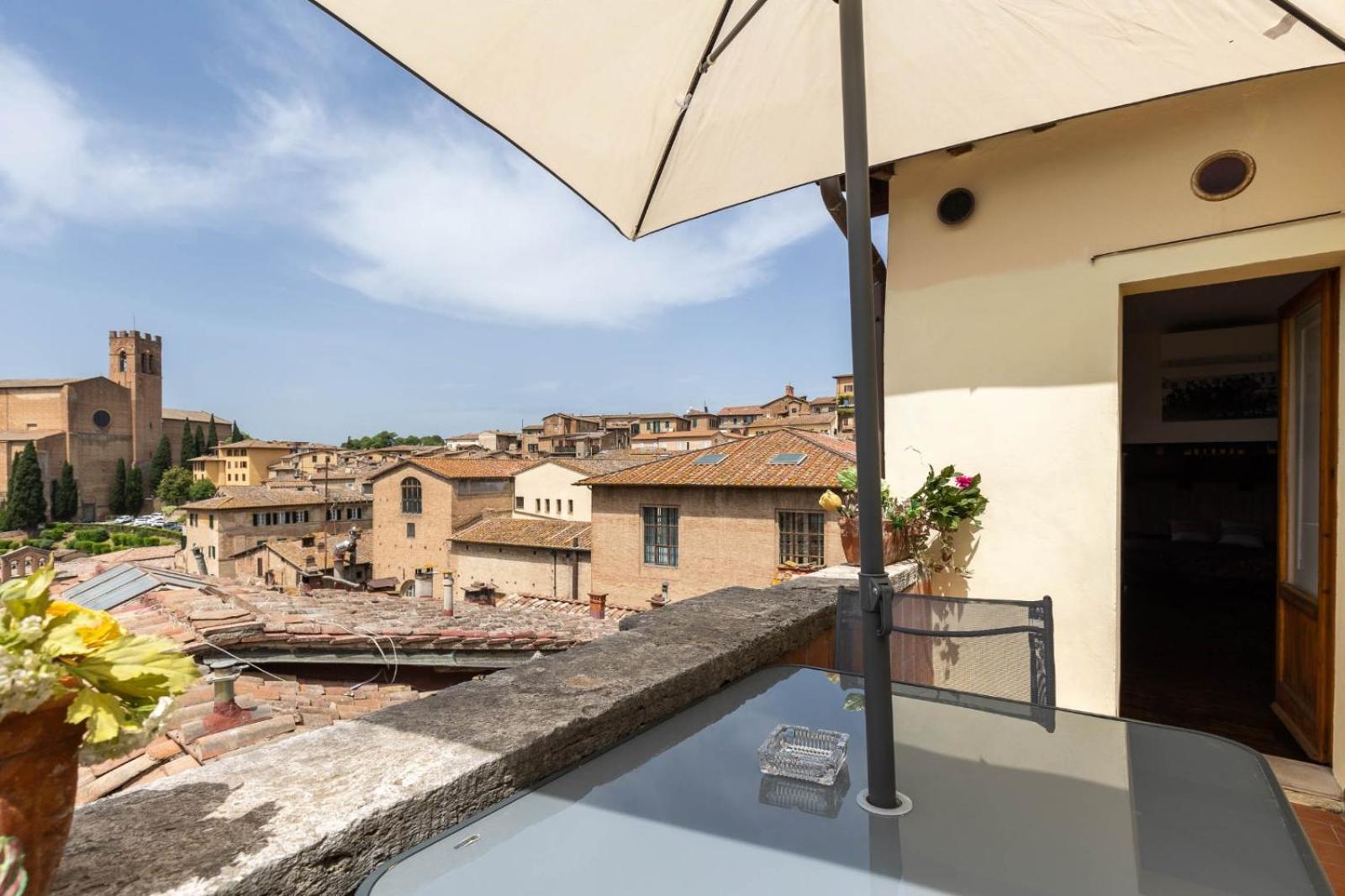 Gran View near Piazza del Campo