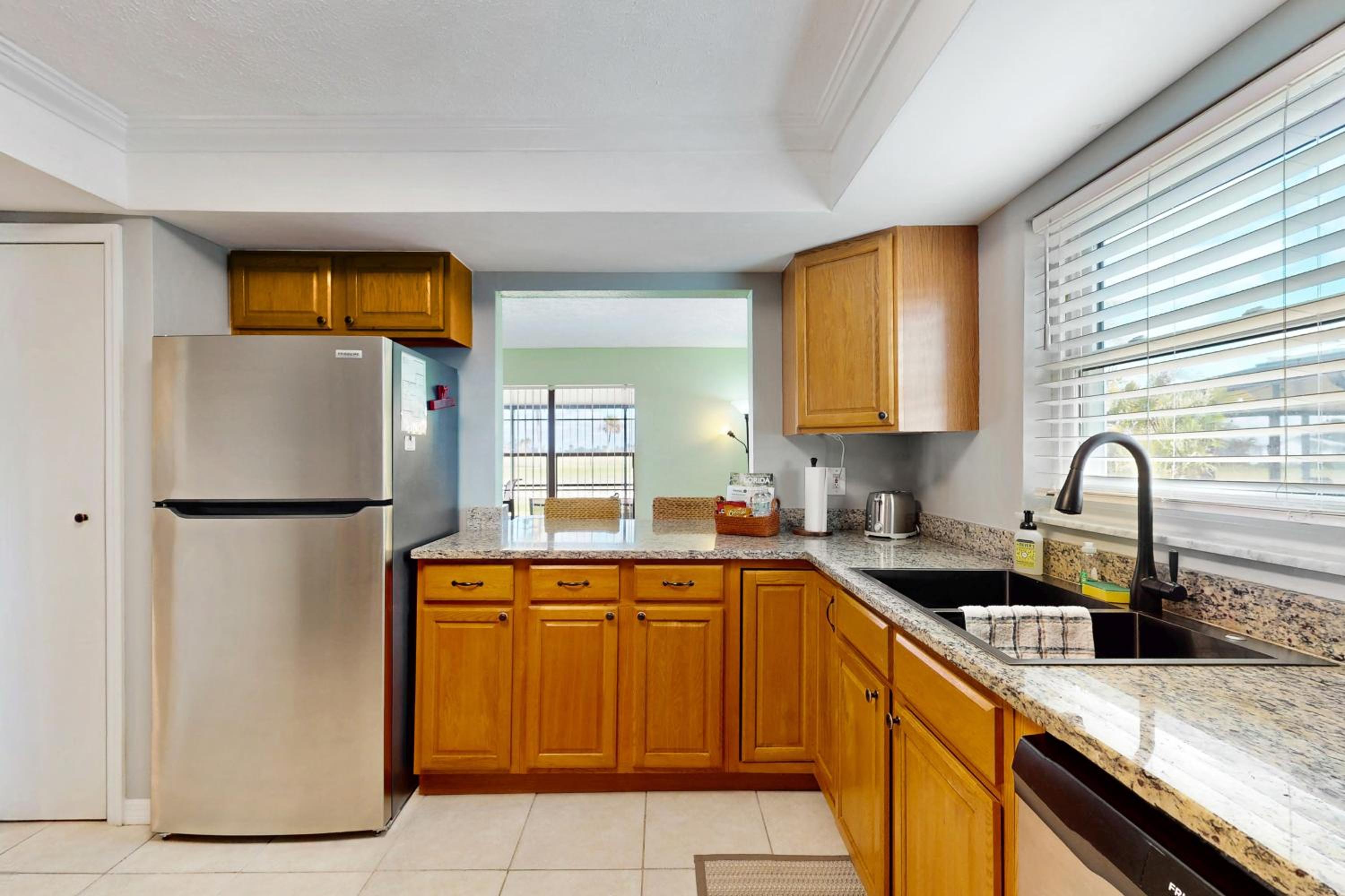Golf Cart and Heated Pool Rotonda West Getaway!