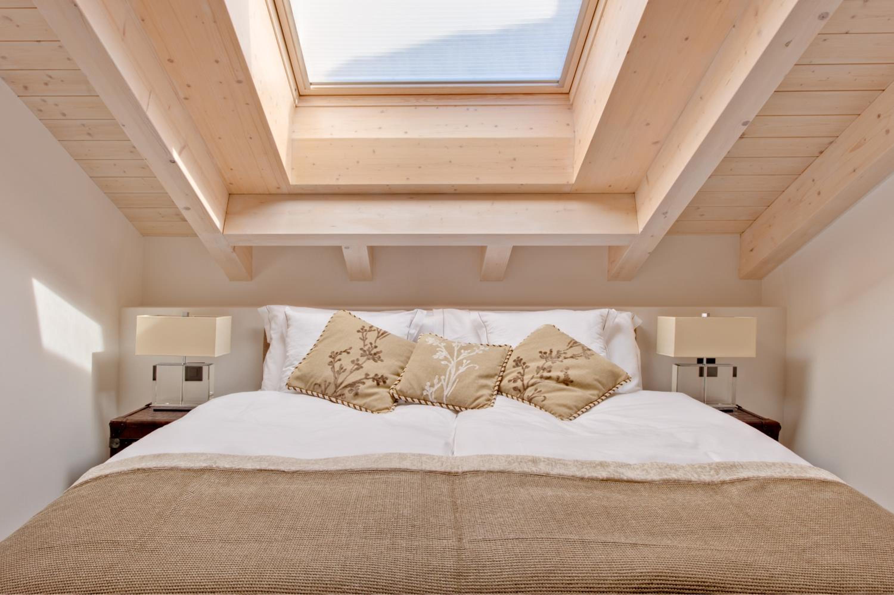 Alex Lodge Private Luxury Apartments