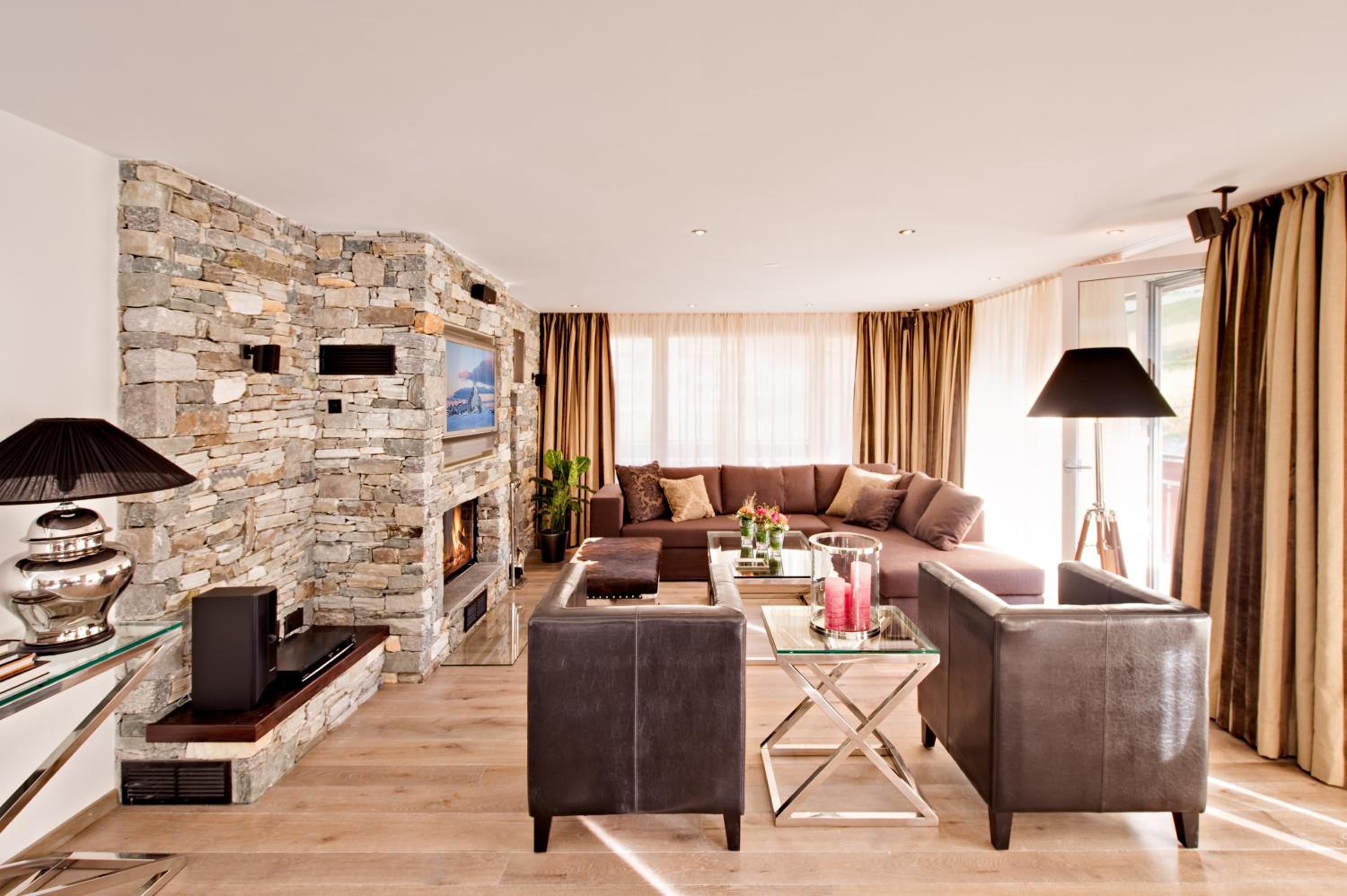 Alex Lodge Private Luxury Apartments