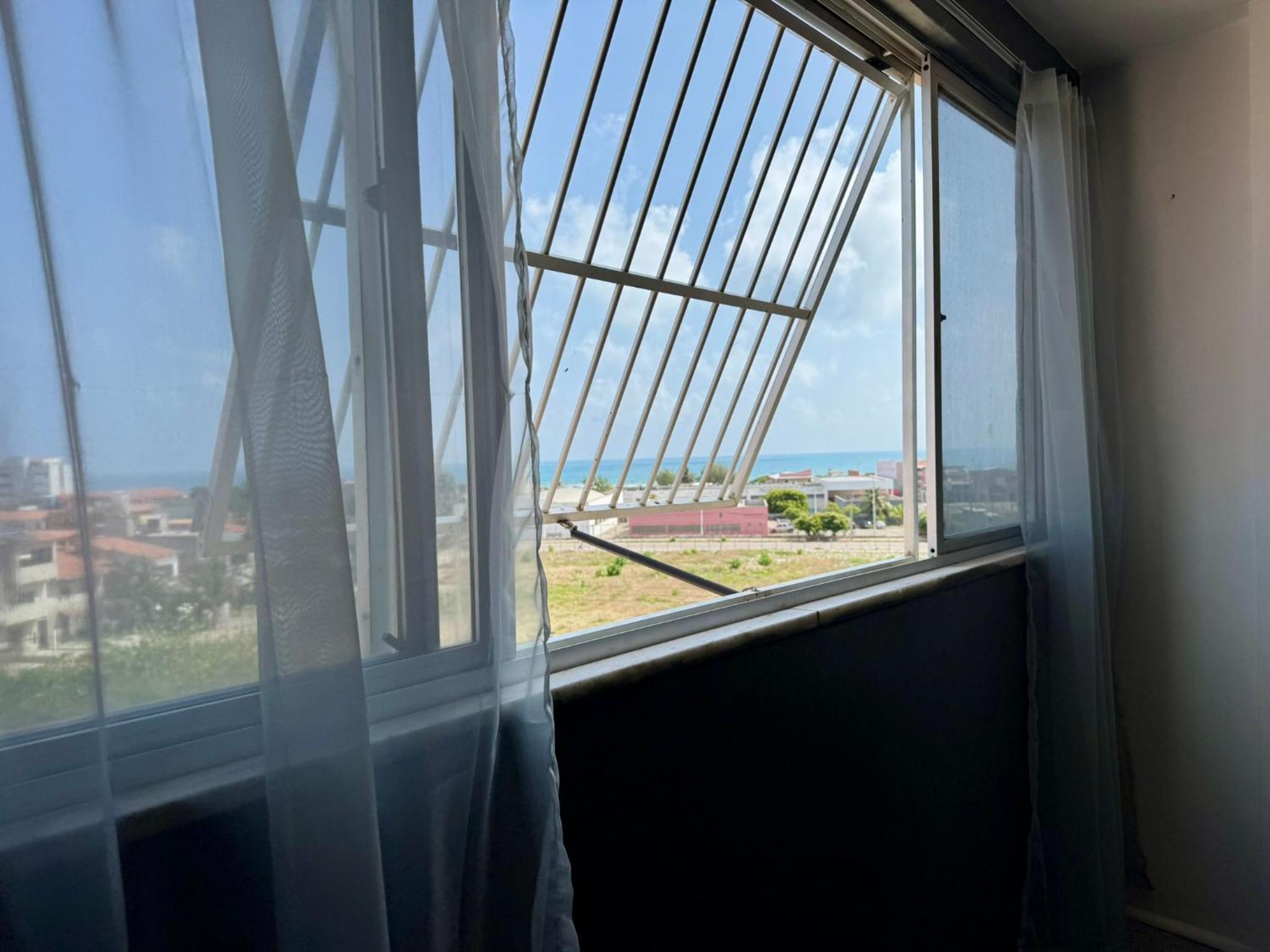 Vista mar, piscina, na praia do futuro, com Ar condicionado e Wi-Fi
