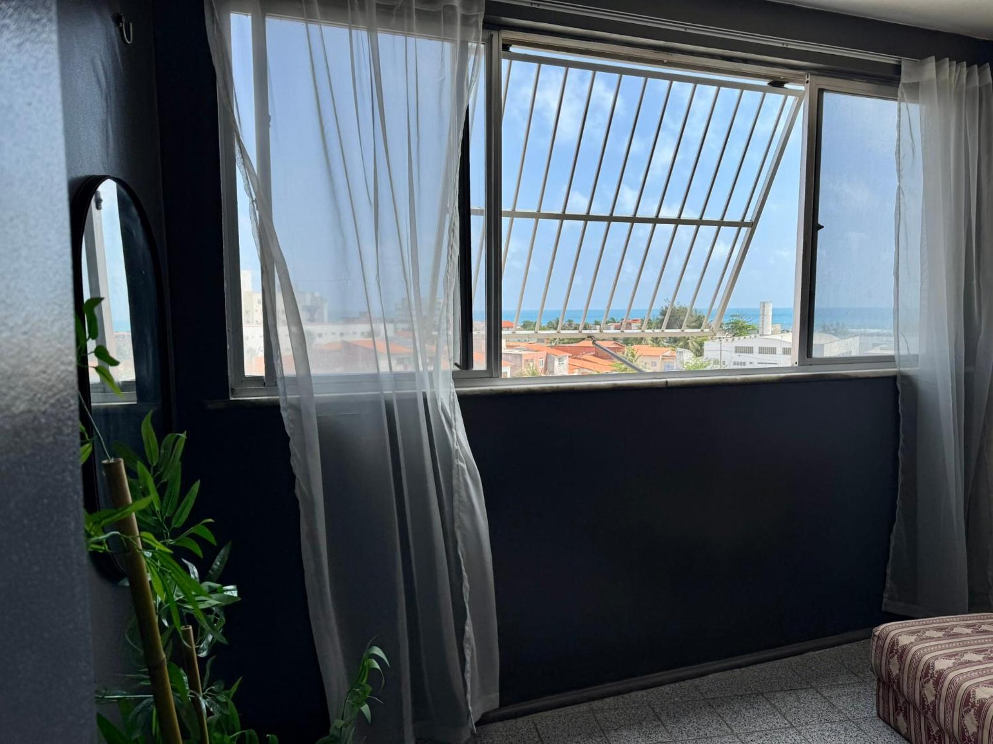 Vista mar, piscina, na praia do futuro, com Ar condicionado e Wi-Fi