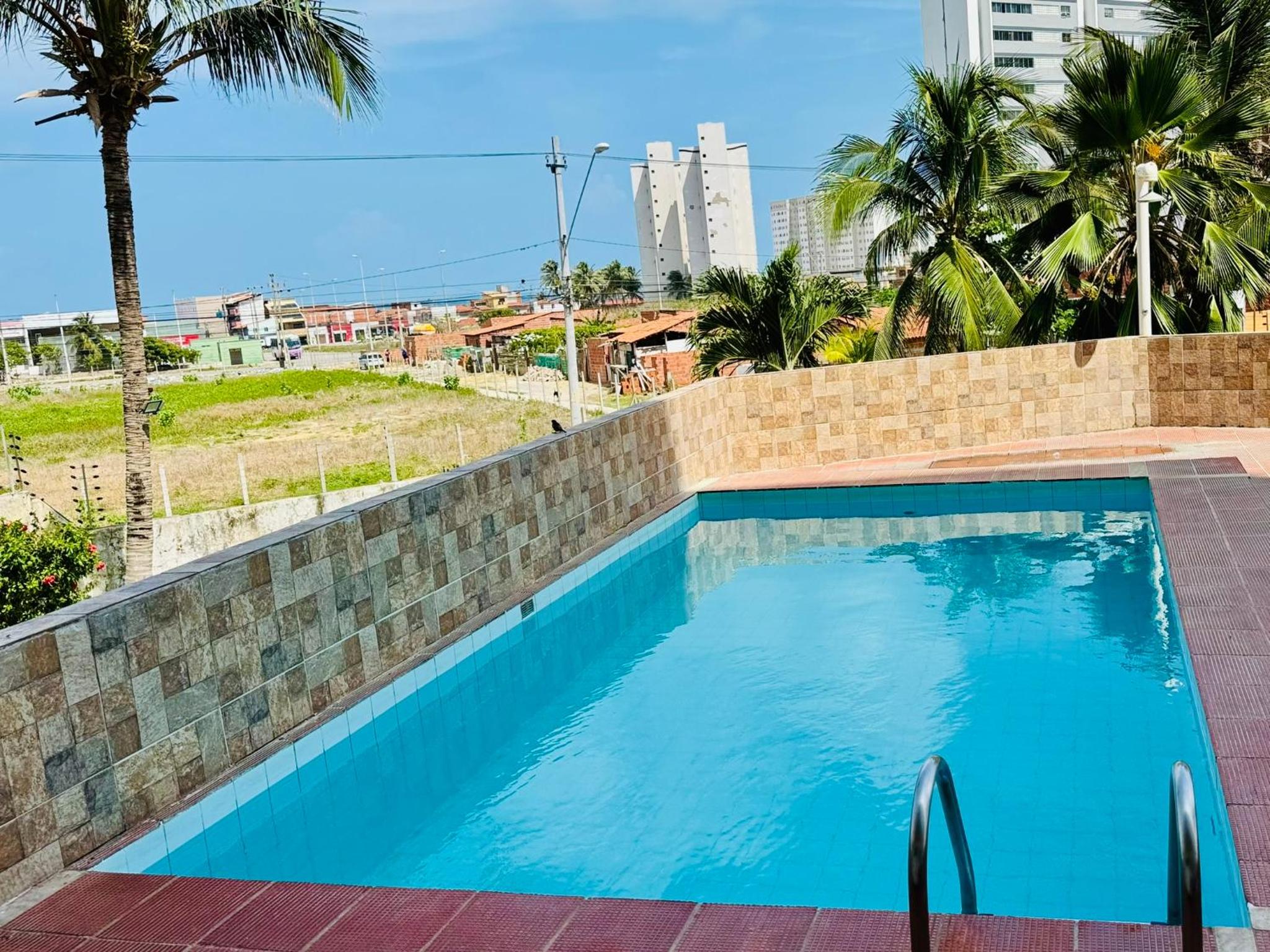 Vista mar, piscina, na praia do futuro, com Ar condicionado e Wi-Fi