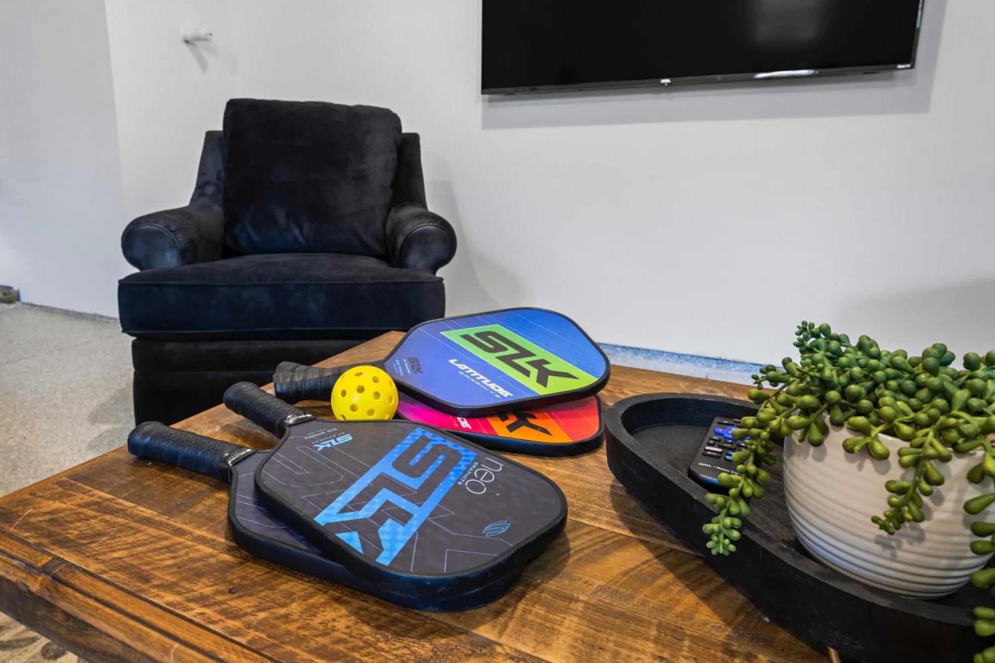 Luxury Mineral Spa Escape, Game Room Fun