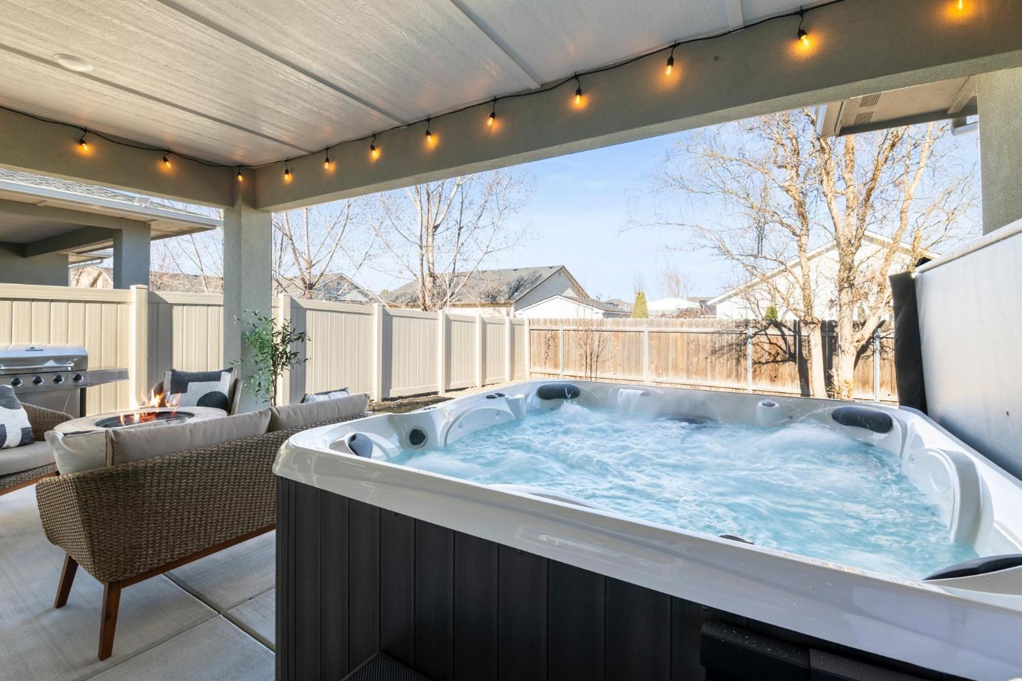 Luxury Mineral Spa Escape, Game Room Fun