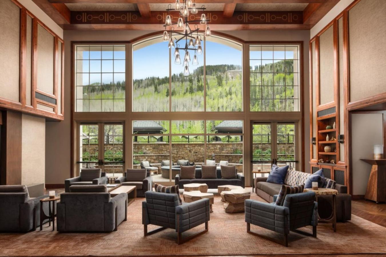 Ritz Carlton Luxe 3 bed 4 bath