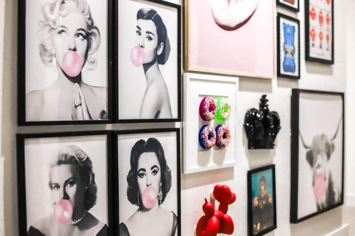 Pop Art Oasis with Karaoke Mini Golf Hot Tub and Pool