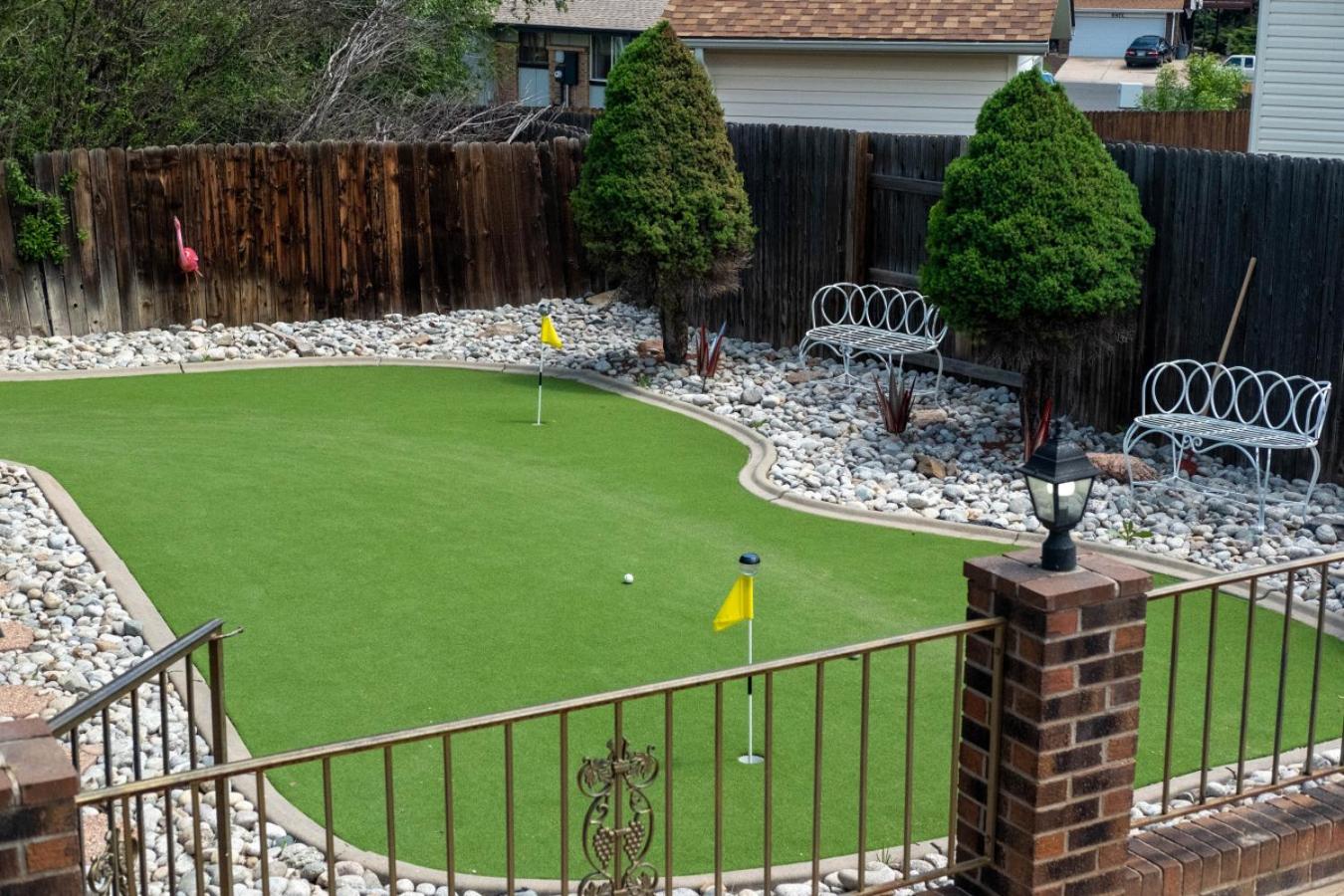 Pop Art Oasis with Karaoke Mini Golf Hot Tub and Pool