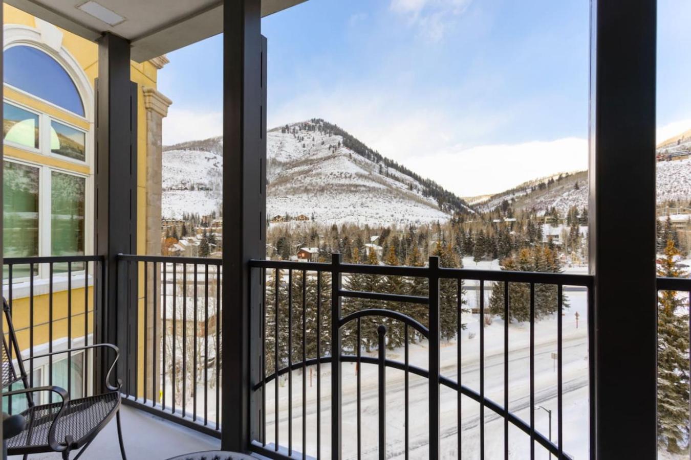 Luxury Ritz Carlton Condo with Views