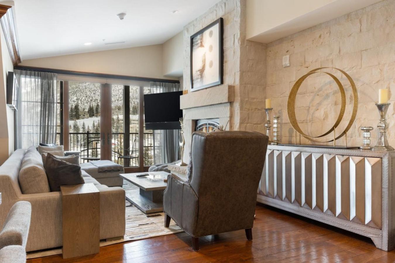 Luxury Ritz Carlton Condo with Views