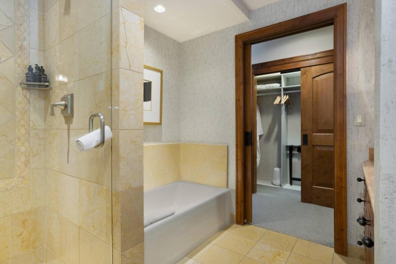 Luxury Ritz Carlton Condo with Views