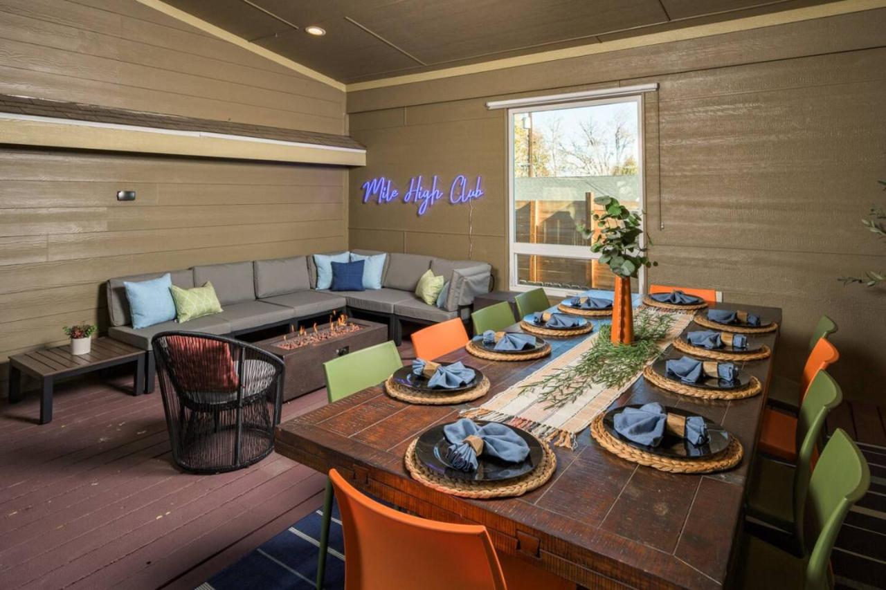 The Ultimate Hangout House