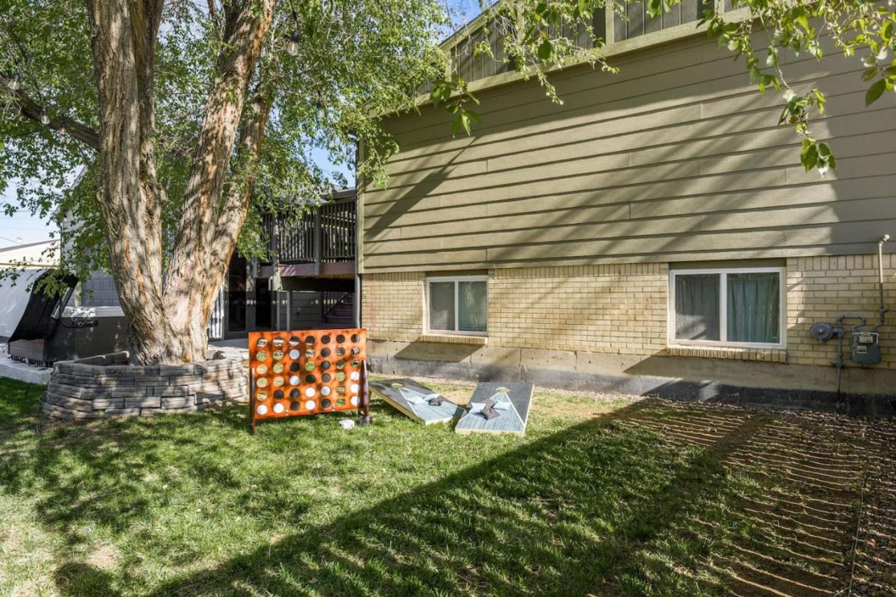 The Ultimate Hangout House