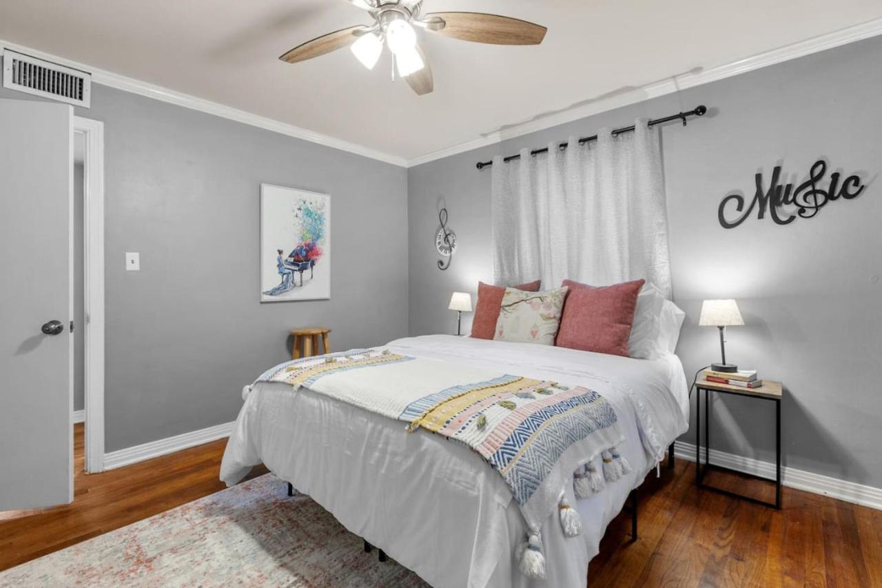 Music Theme at FSU 2 bed 1 bath