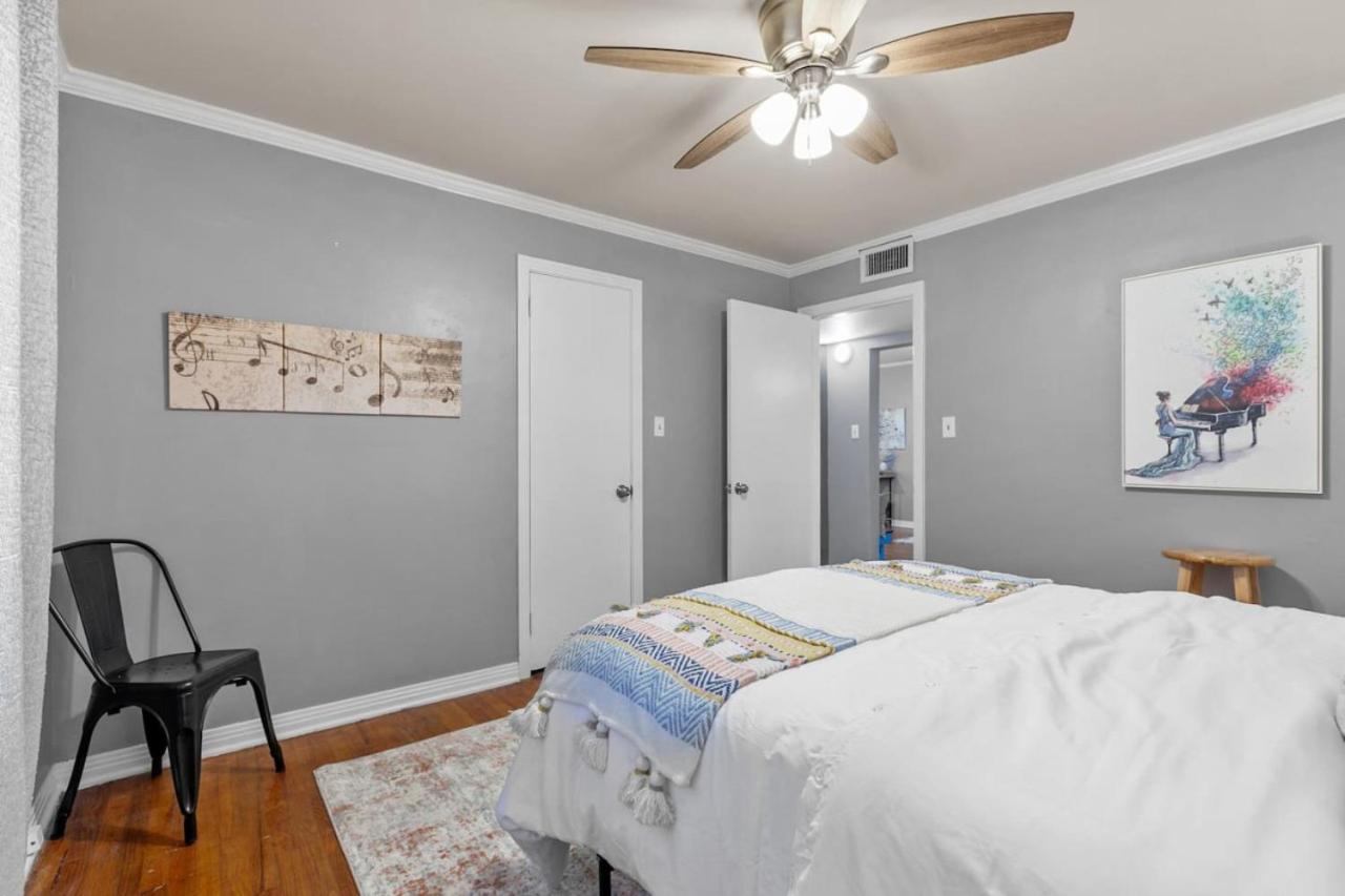 Music Theme at FSU 2 bed 1 bath