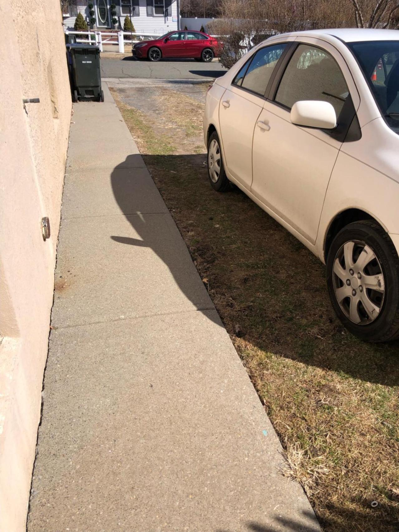 Private house with 3 bedrooms and 1 bathroom, free parking, convenient to NYC Manhattan bus and train, MetLife Stadium FIFA World Cup 35 minutes away
