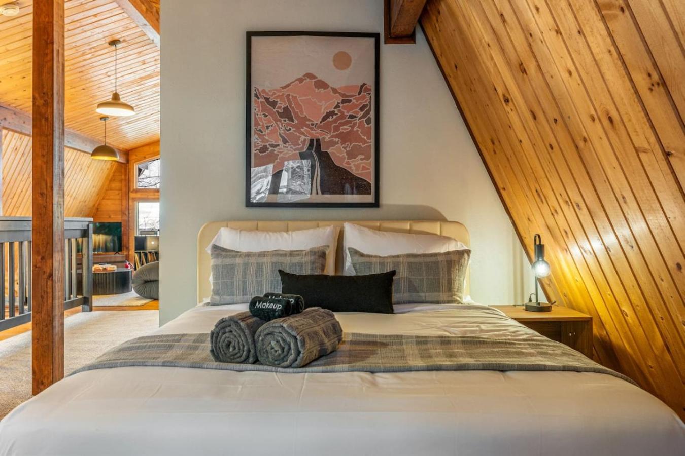 The Aspen Ridge Stargazer