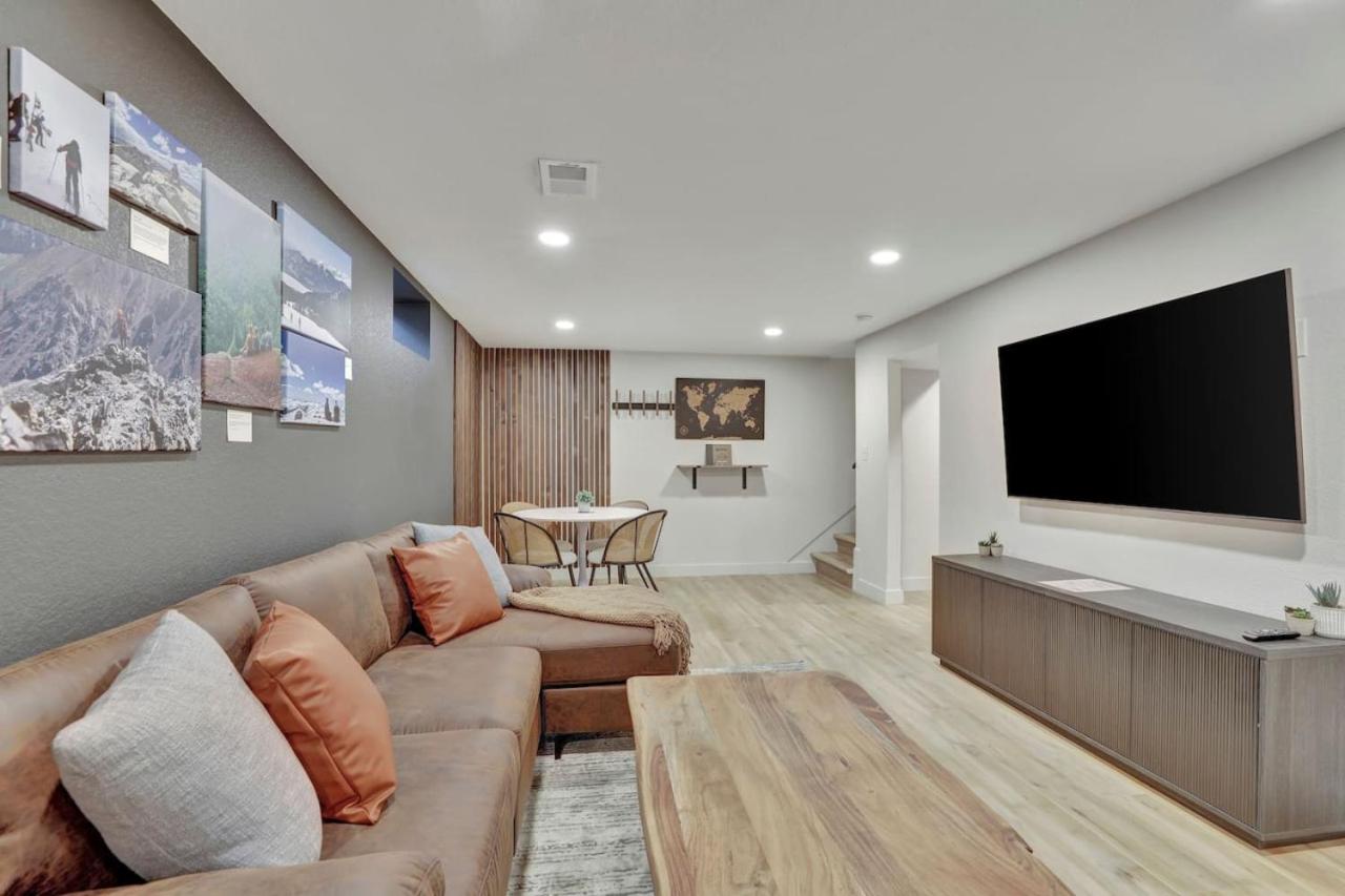 Brand New Arvada Guest Suite Sauna Fire Pit