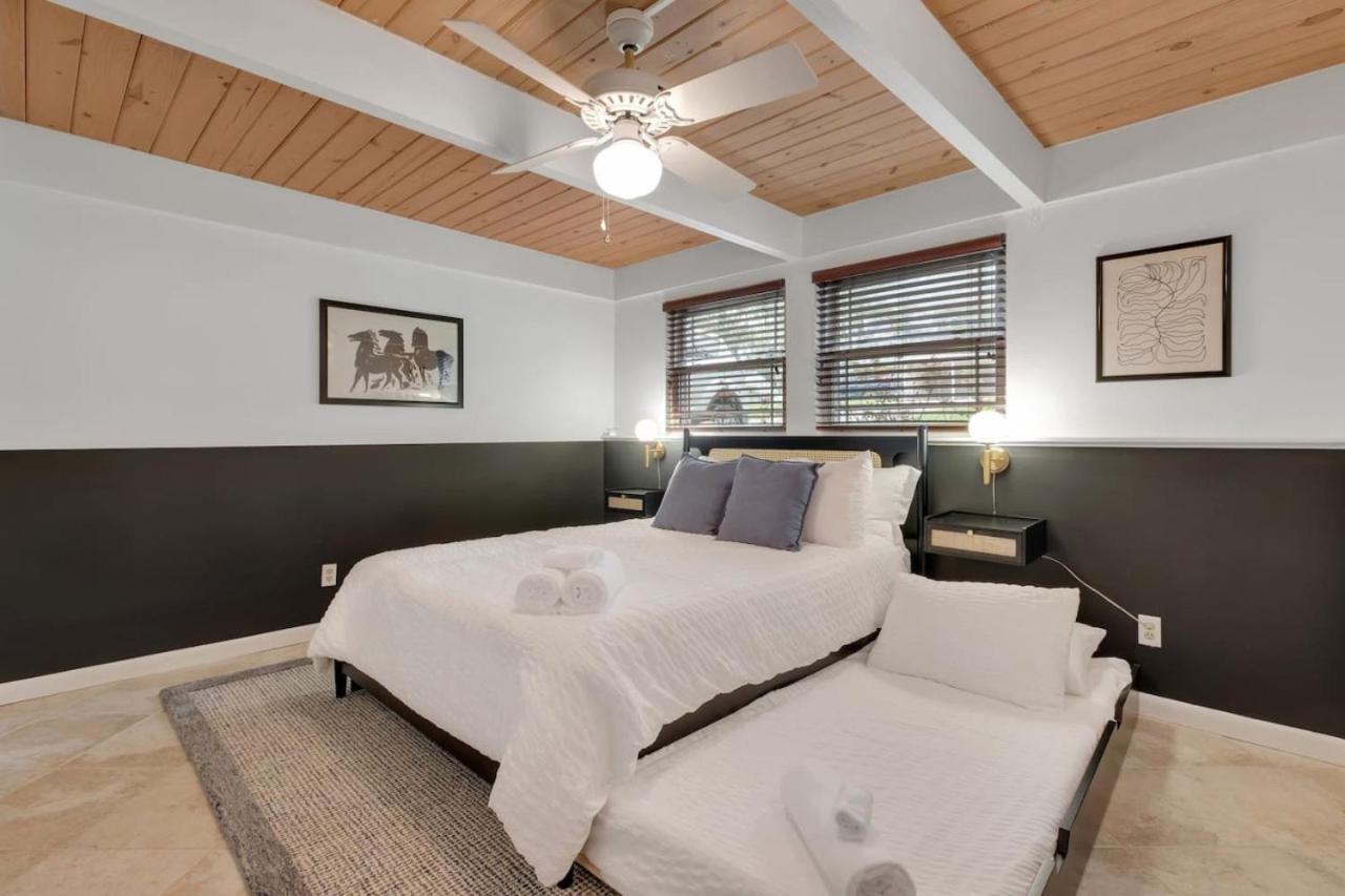 TAL Getaway with POOL only 7 Mins to FSU