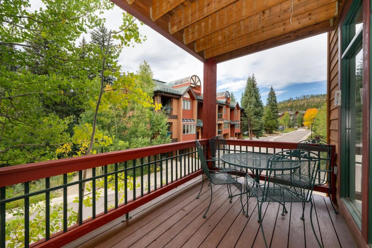 Luxe Home Minutes To Skiing Hot Tub