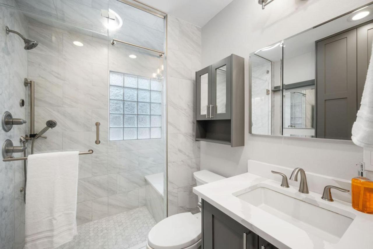 DU Cherry Creek Bungalow Sleeps 4
