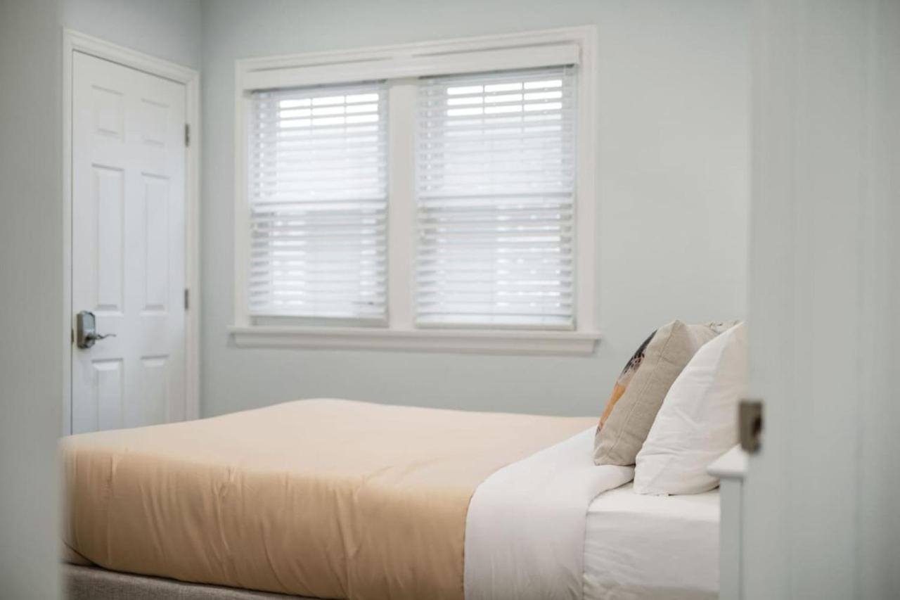 DU Cherry Creek Bungalow Sleeps 4