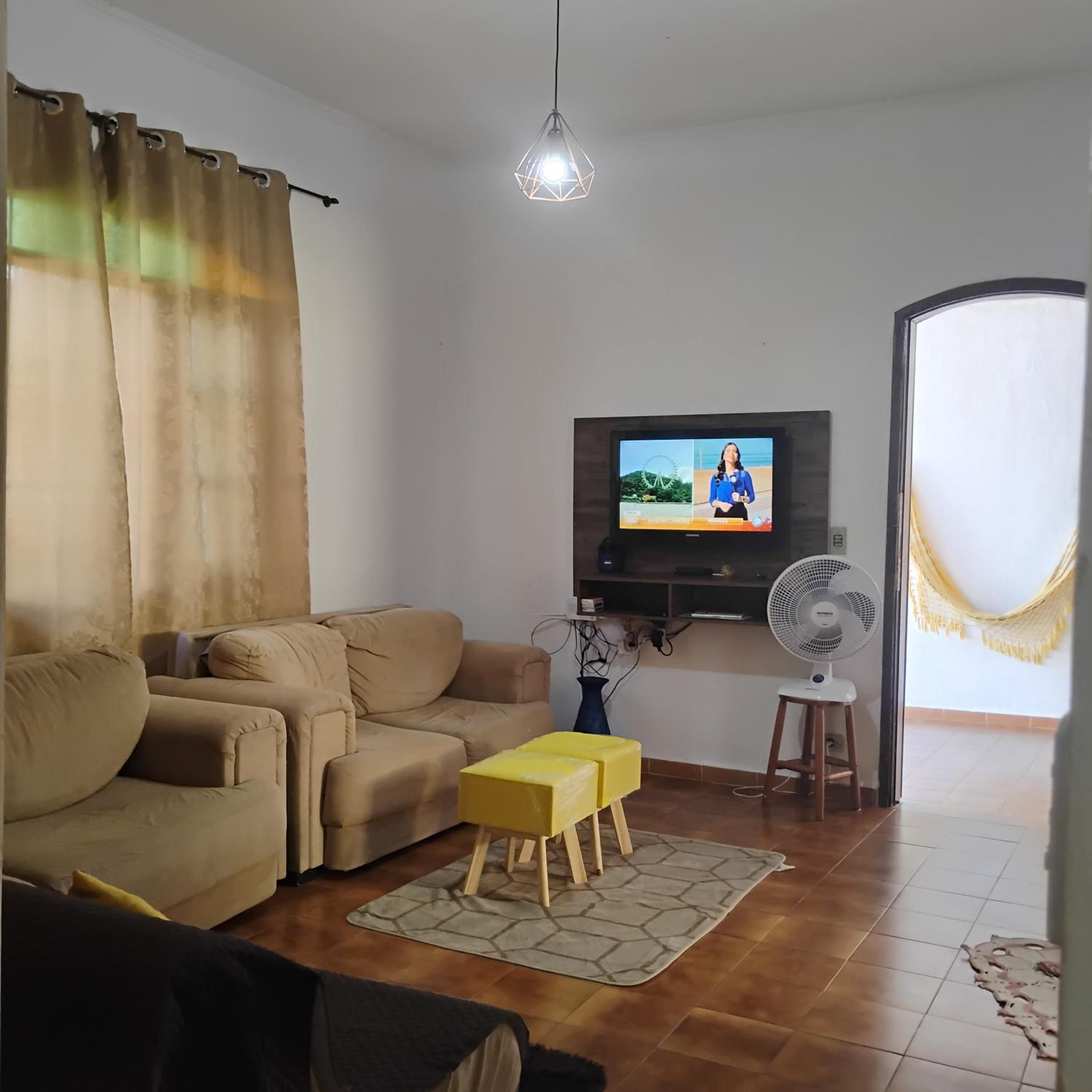 Casa Praia Grande pé na areia