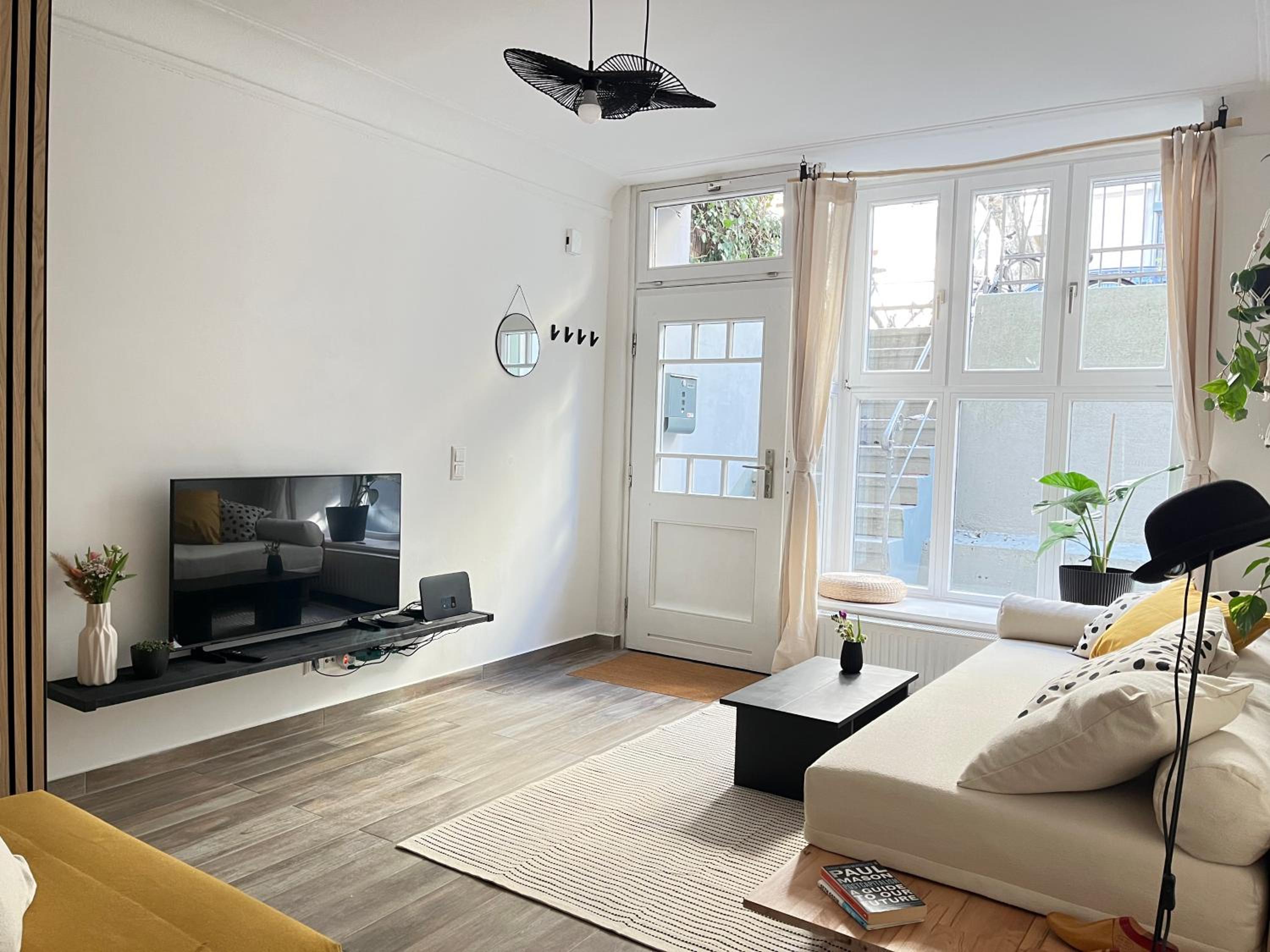 Stylish Central Apartment