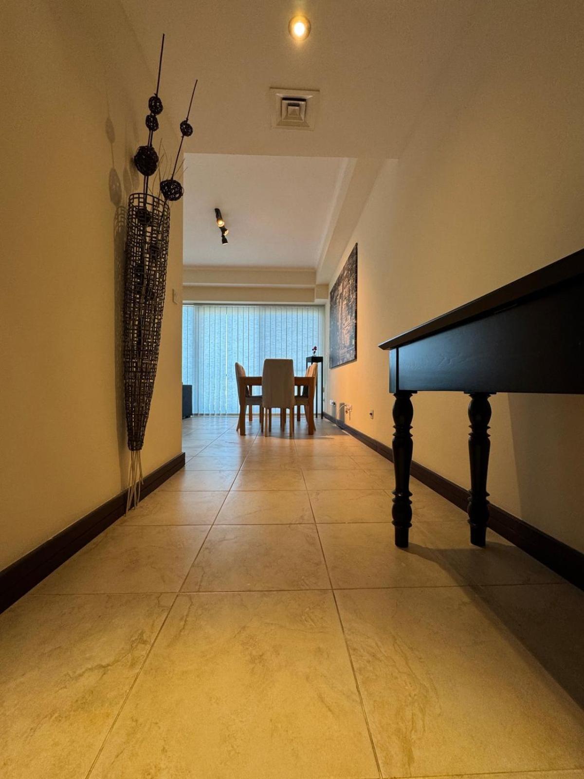 Click Stay - JLT - 2 Bedroom & Balcony Lakes View Entire Apartment -SS