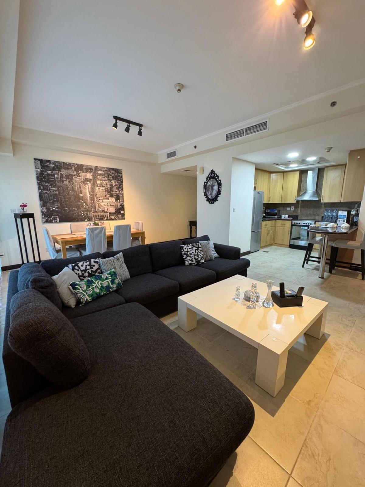 Click Stay - JLT - 2 Bedroom & Balcony Lakes View Entire Apartment -SS