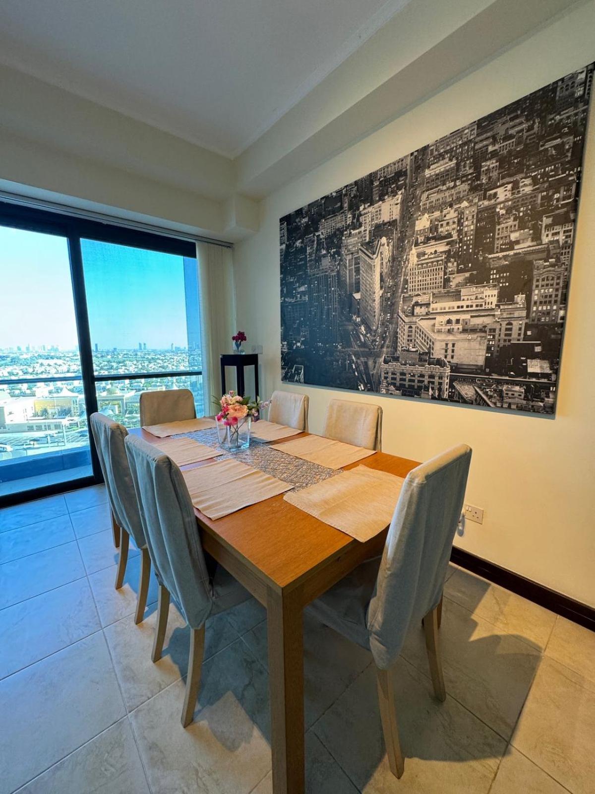 Click Stay - JLT - 2 Bedroom & Balcony Lakes View Entire Apartment -SS