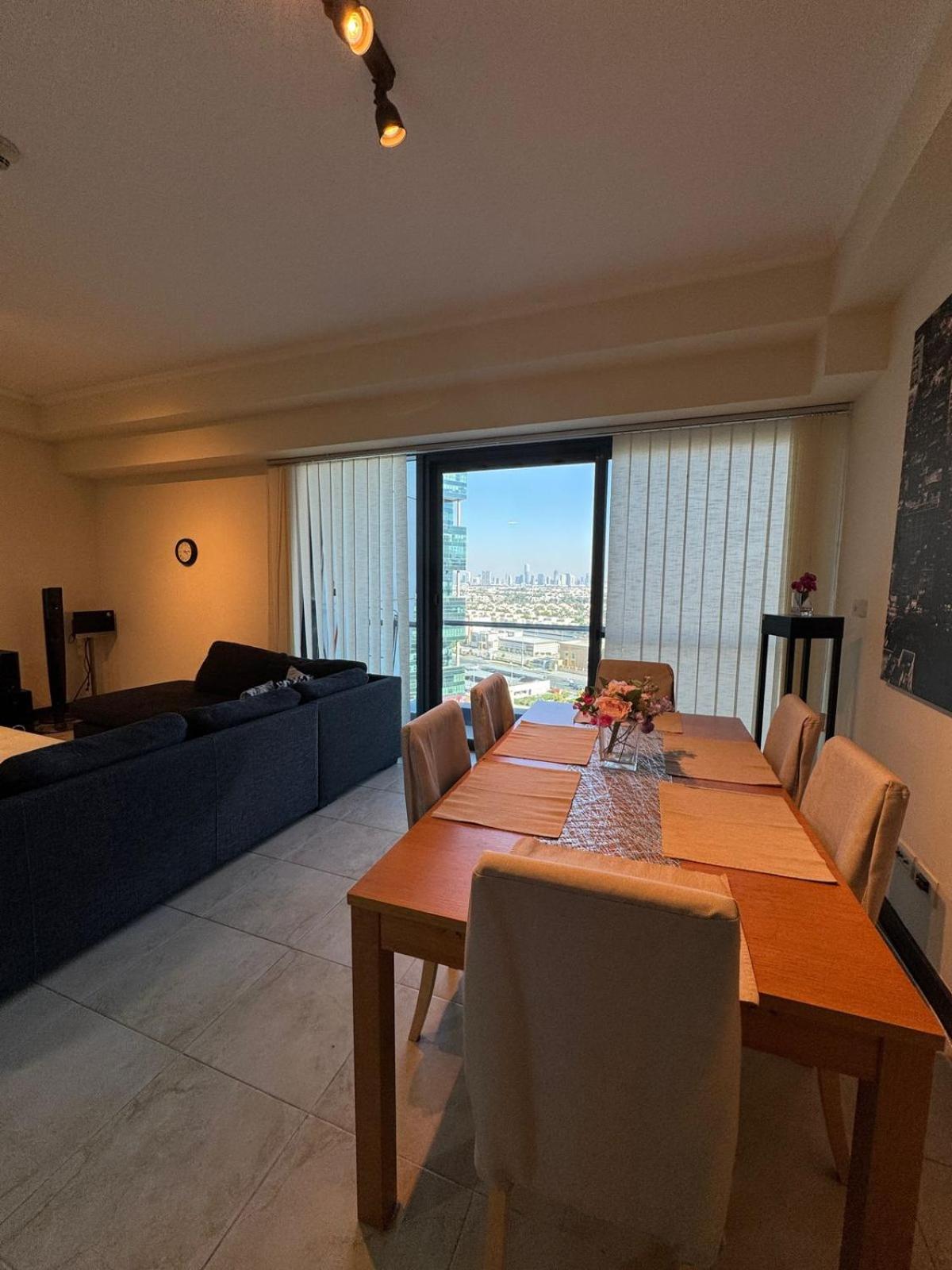Click Stay - JLT - 2 Bedroom & Balcony Lakes View Entire Apartment -SS