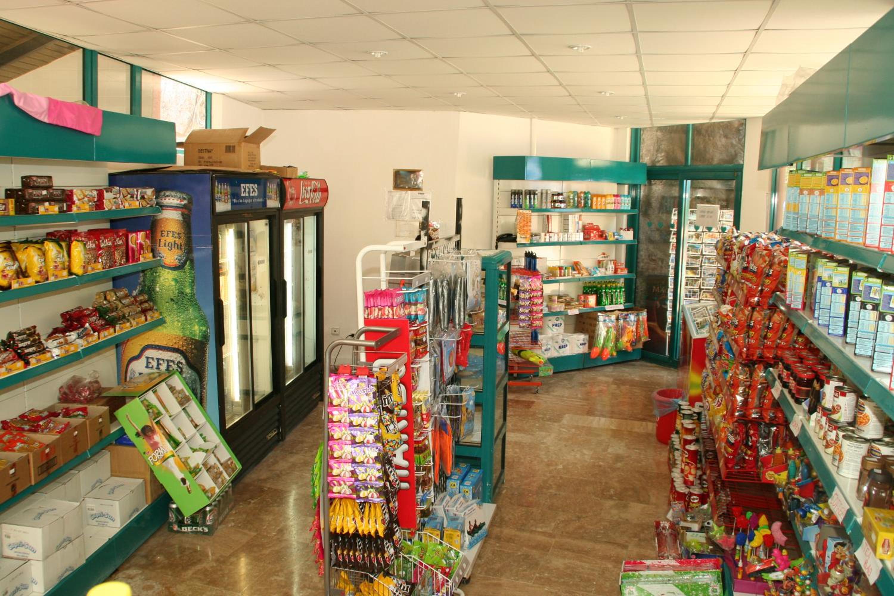 Grand Aquarium - Image 28