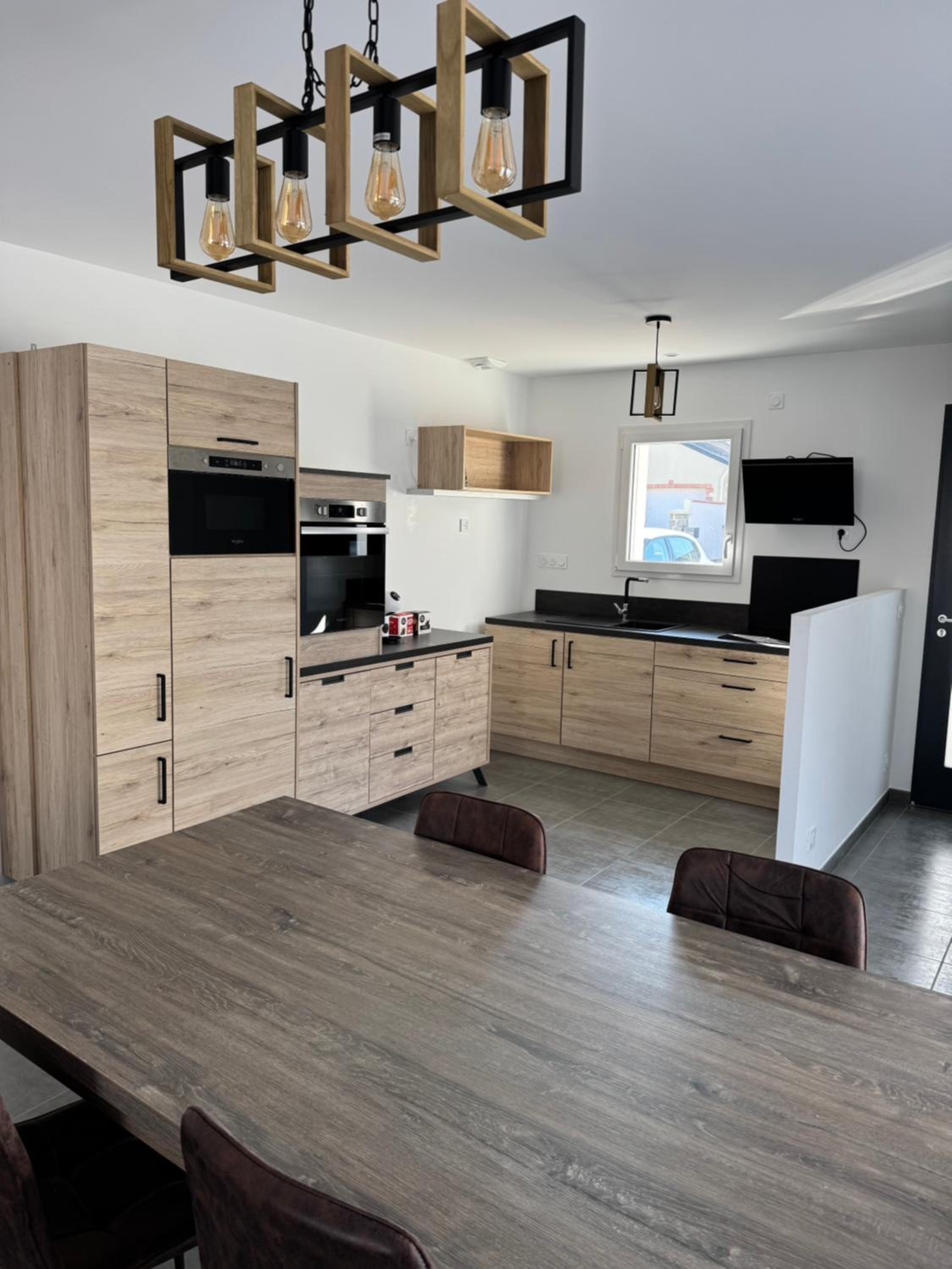 Maison 4 chambres près d Angers et à 500 m de la Loire