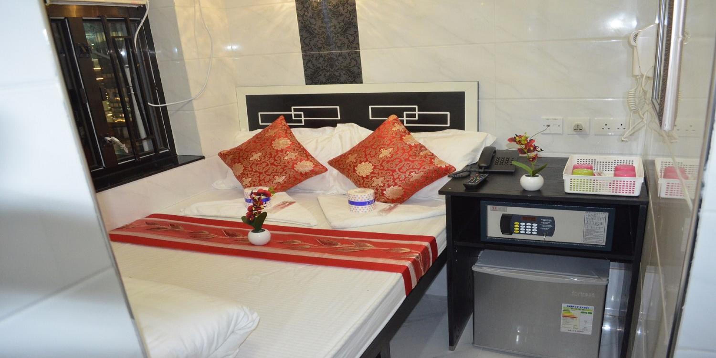 Skylark Hostel