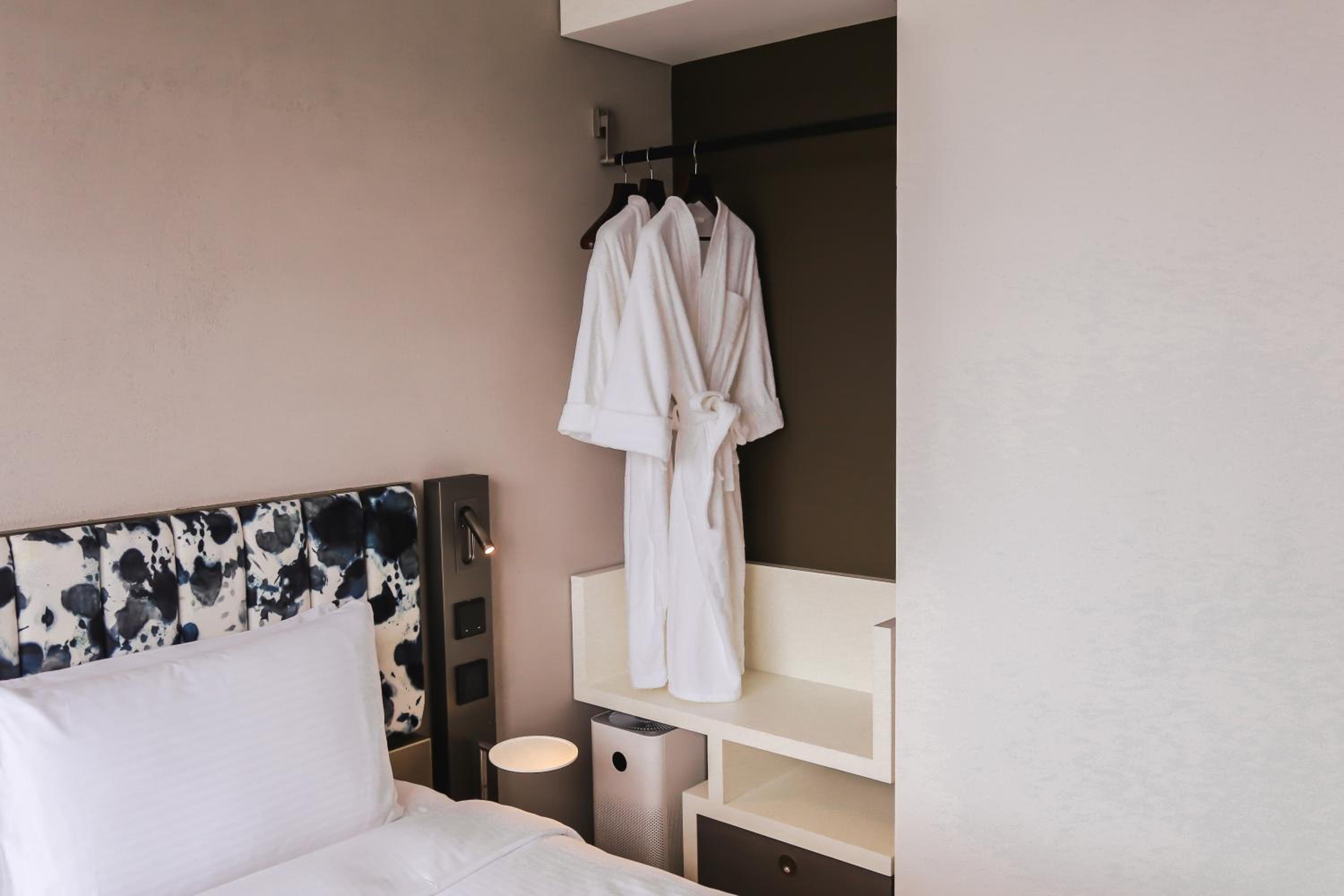Page148, Page Hotels