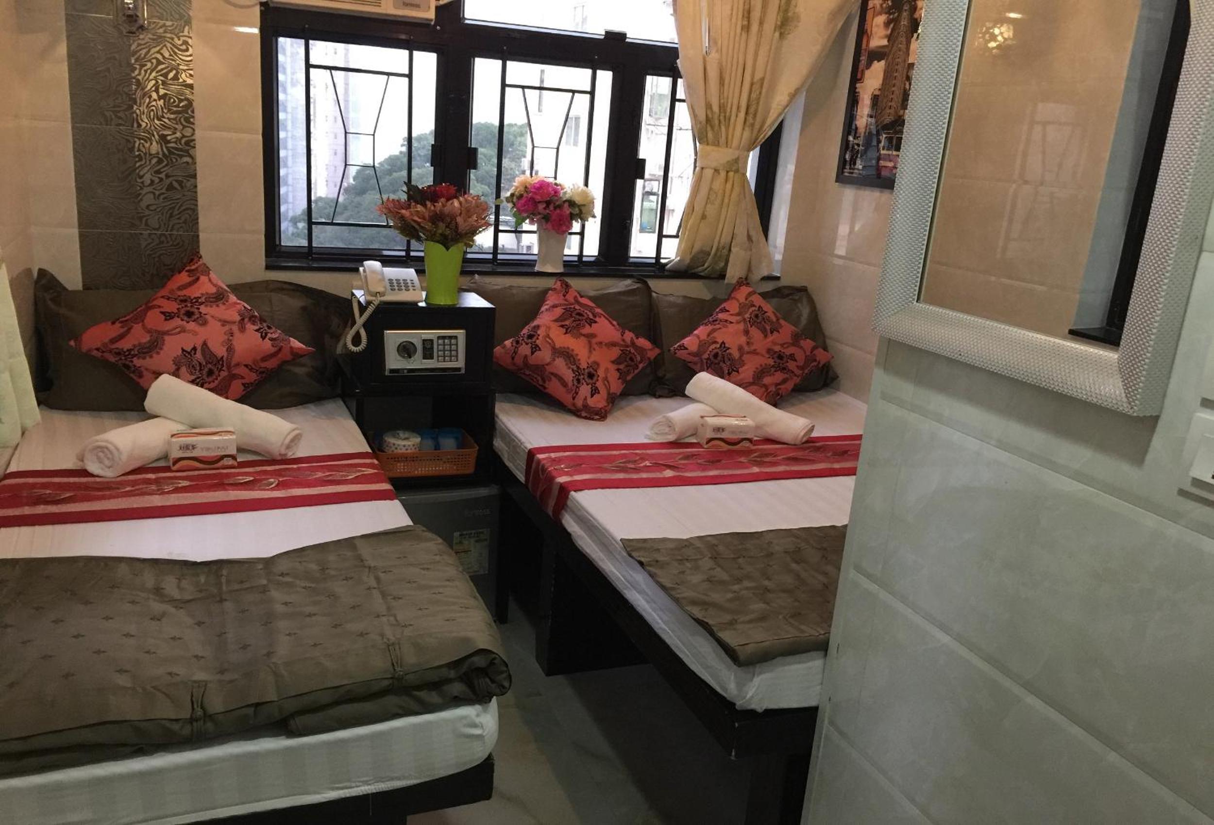 Skylark Hostel