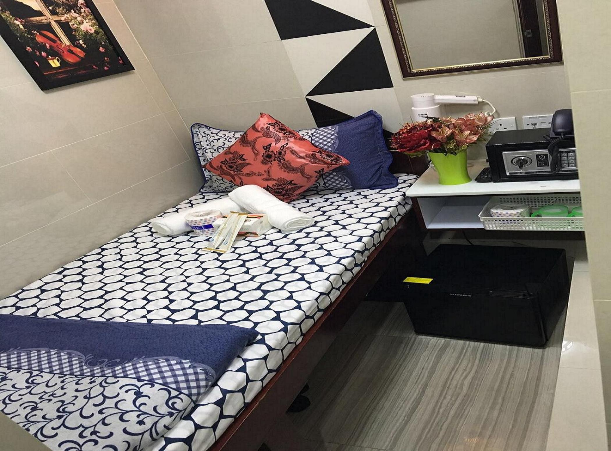 Skylark Hostel