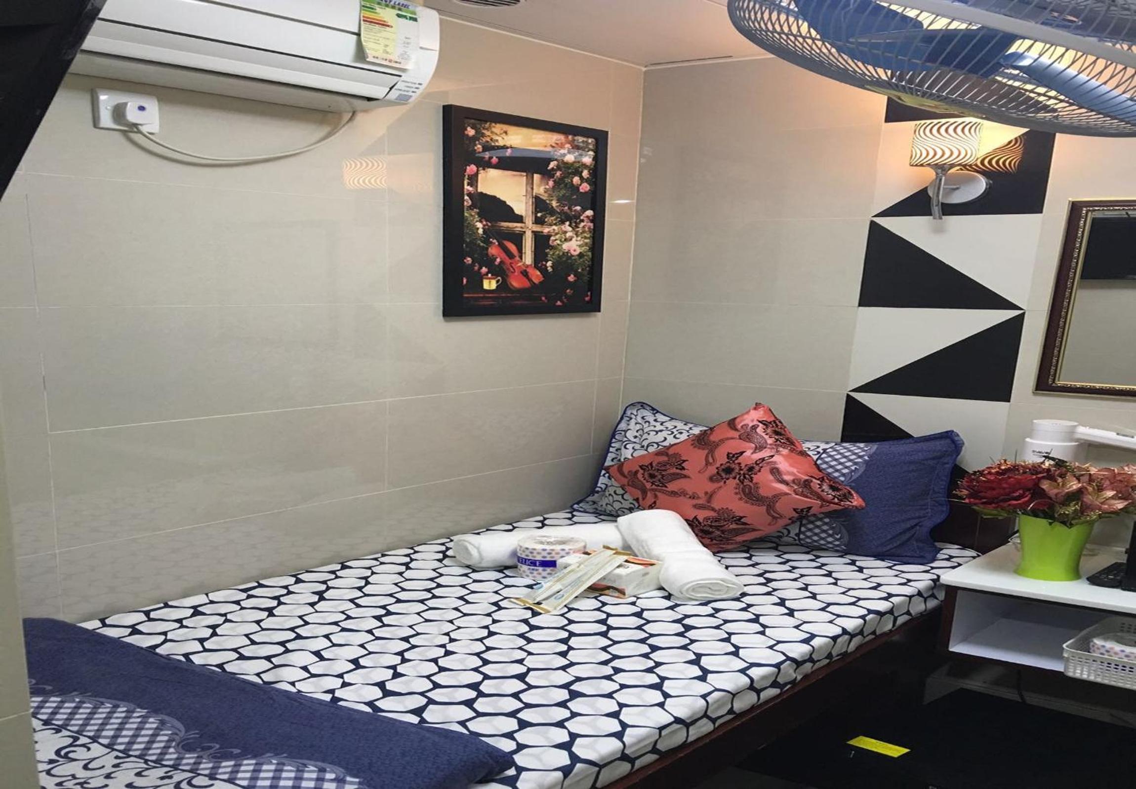Skylark Hostel