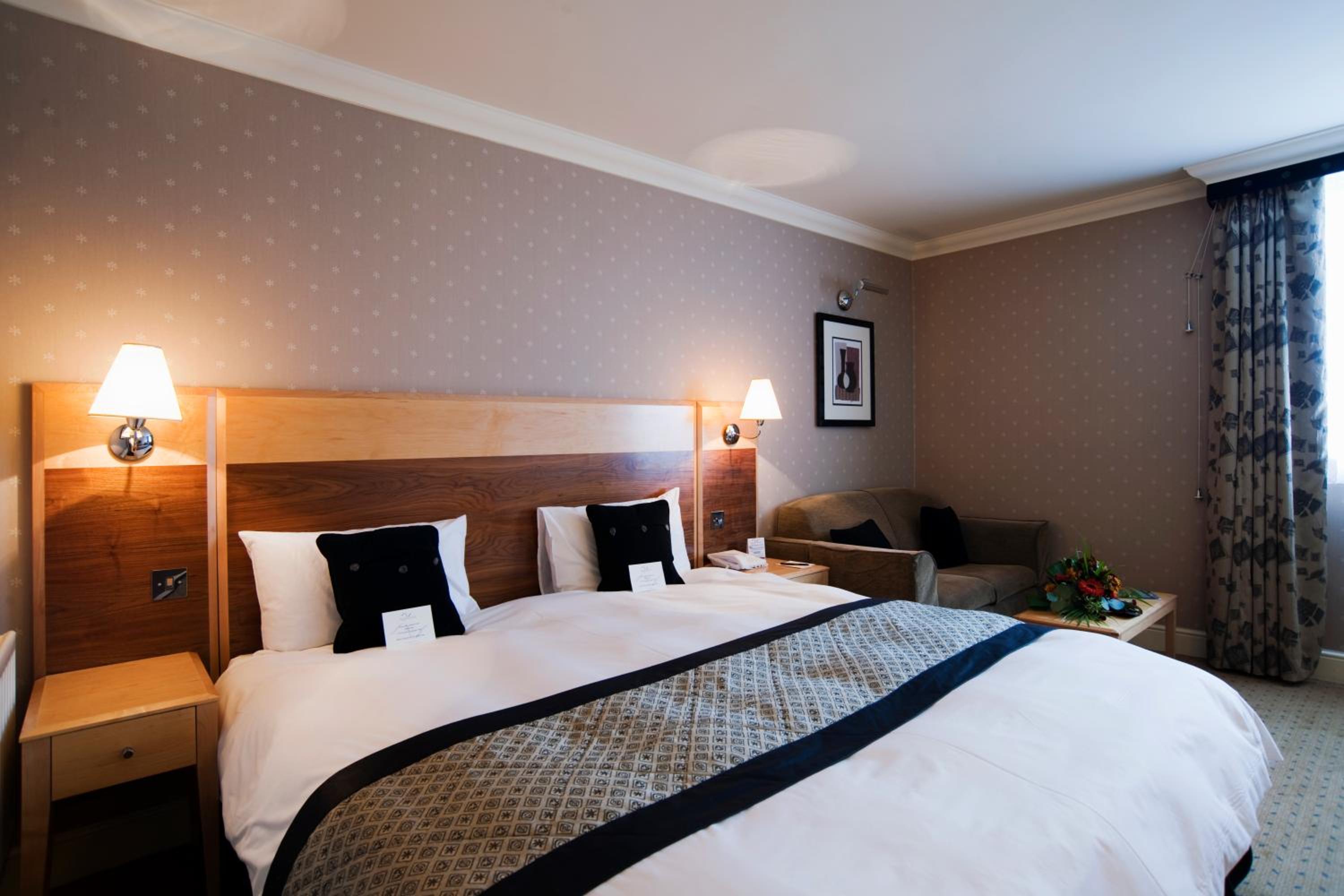 Basingstoke Vacations - Apollo Hotel - Property Image 5