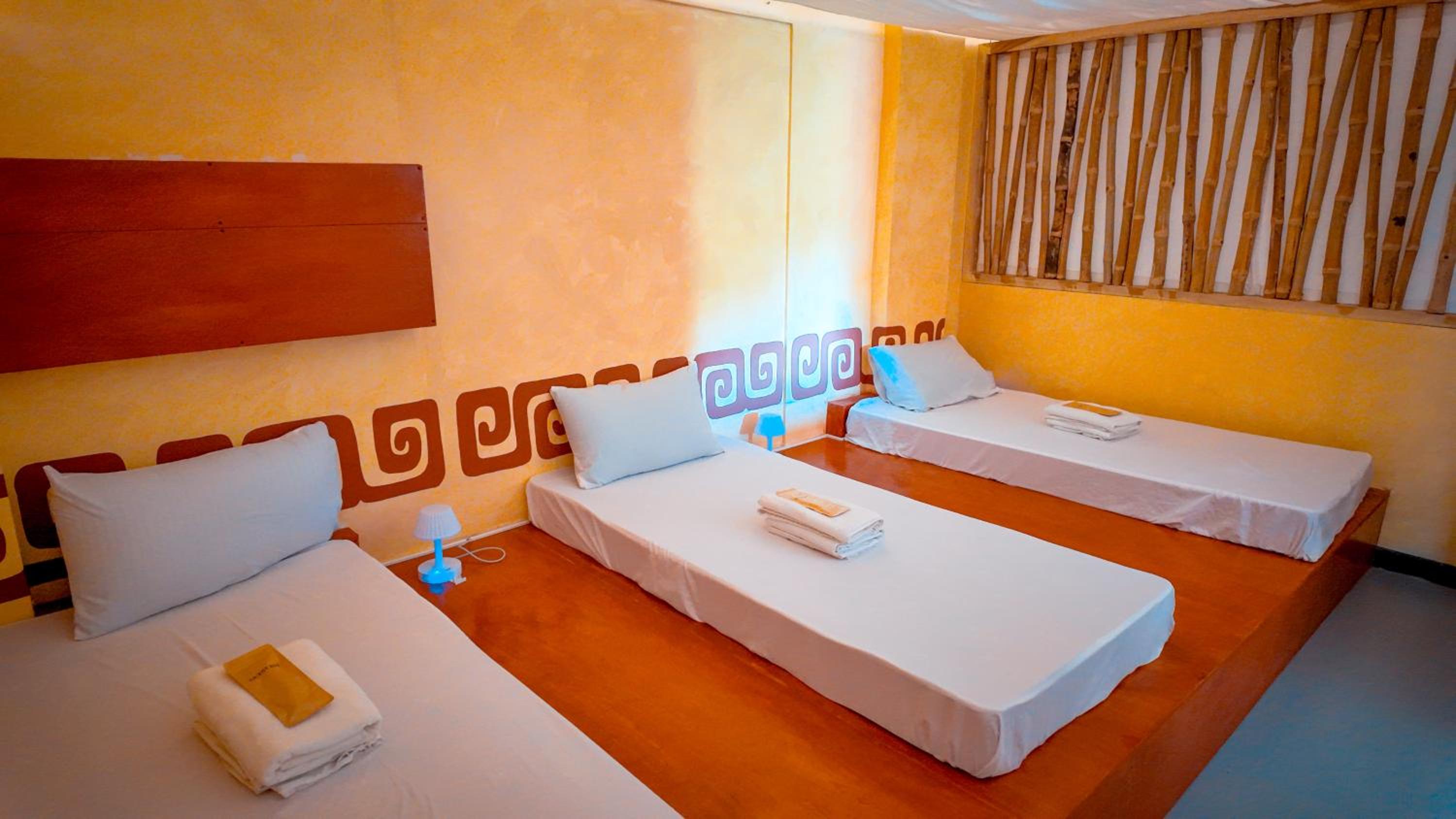 Female Dorm by Palacio Hostel