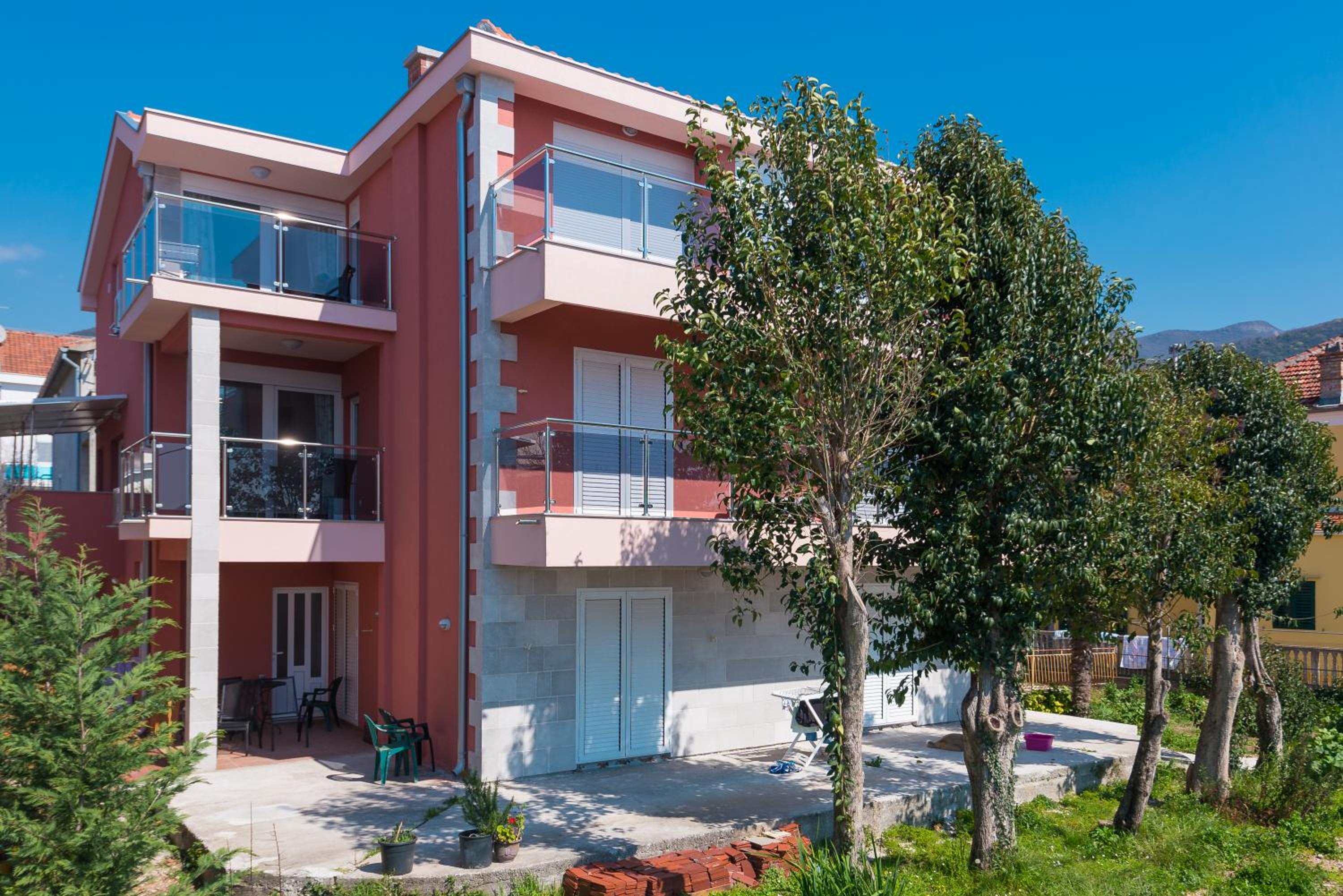 Apartments Delfin
