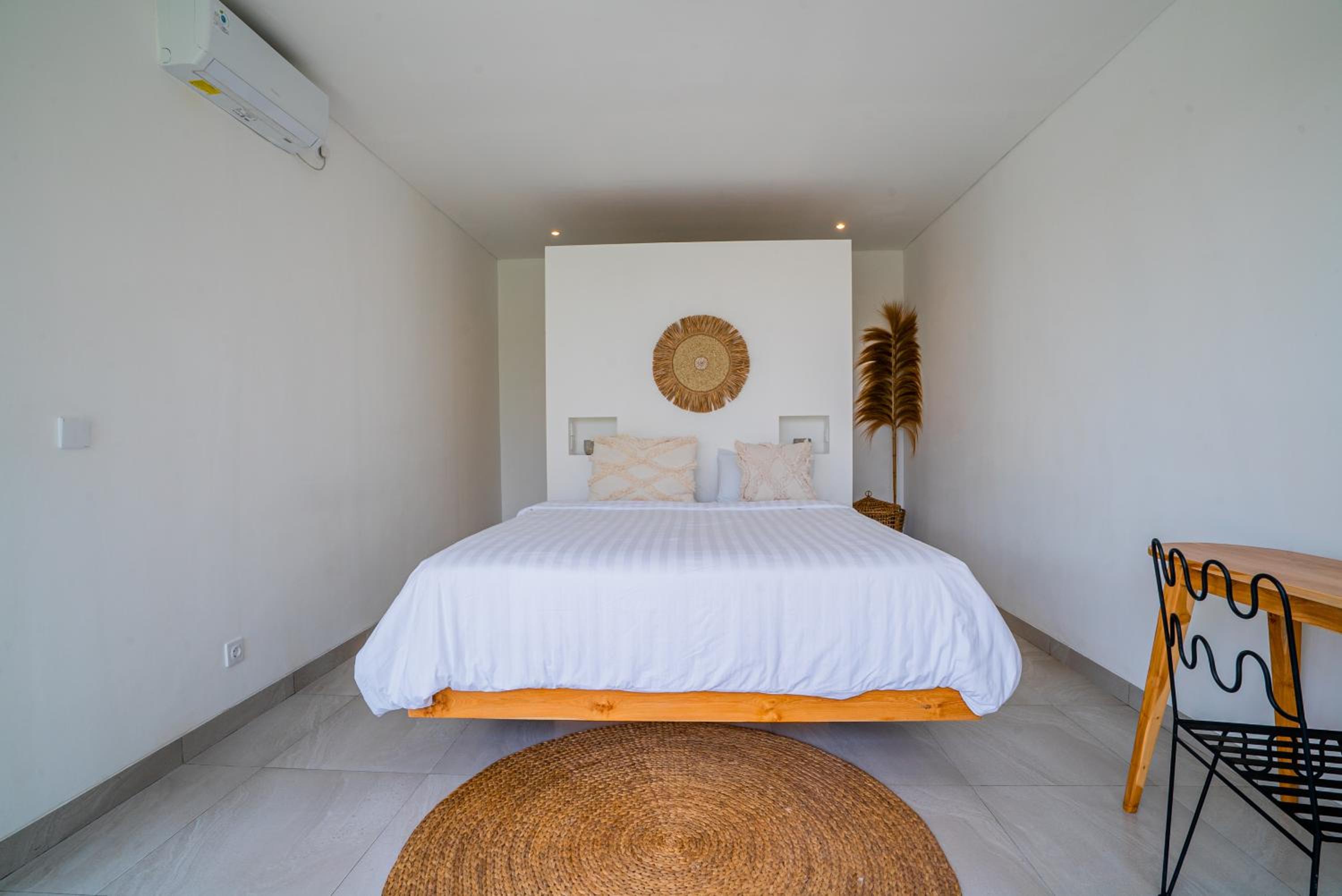 Casa Luna - 4BR villa near Canggu