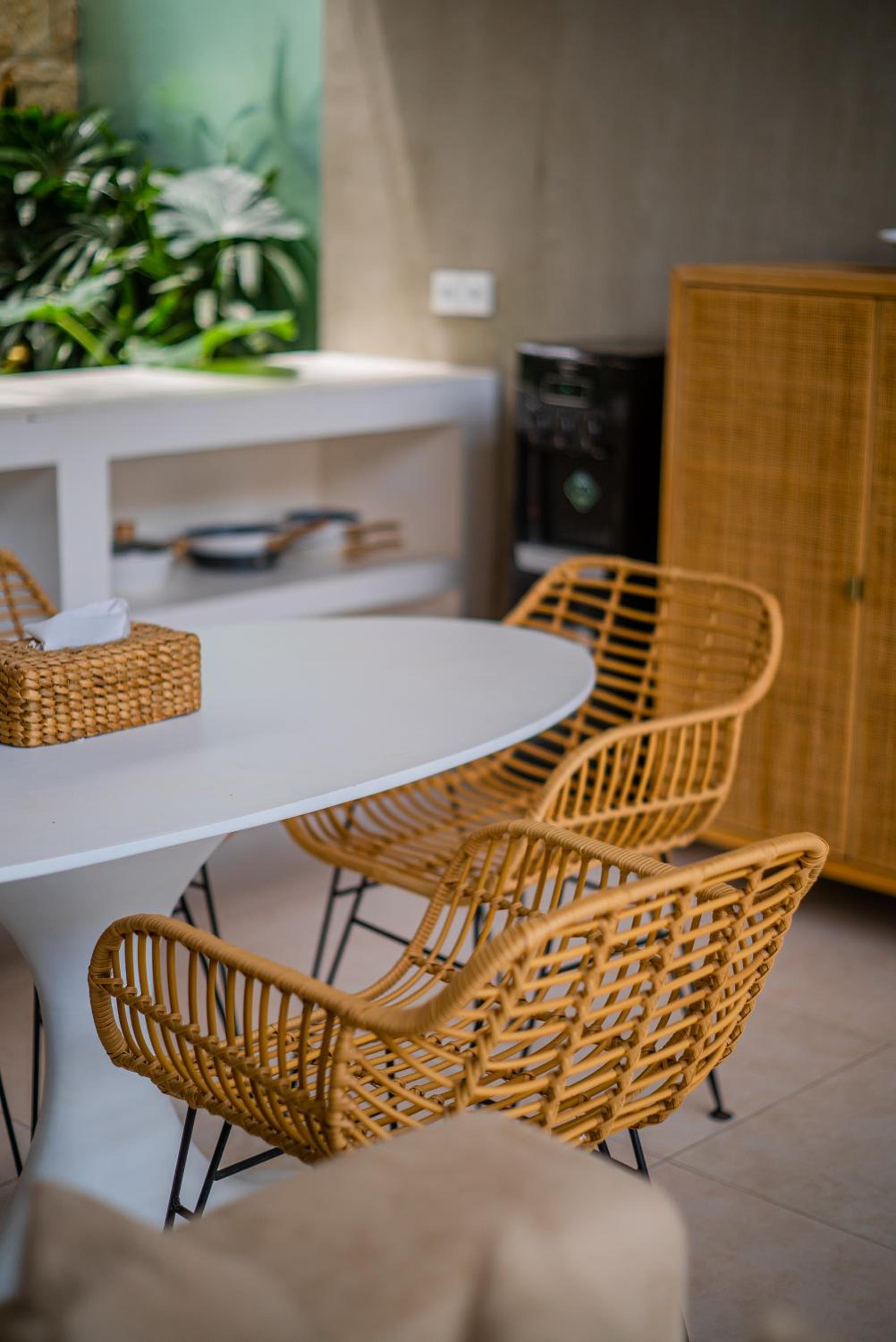 Casa Luna - 4BR villa near Canggu
