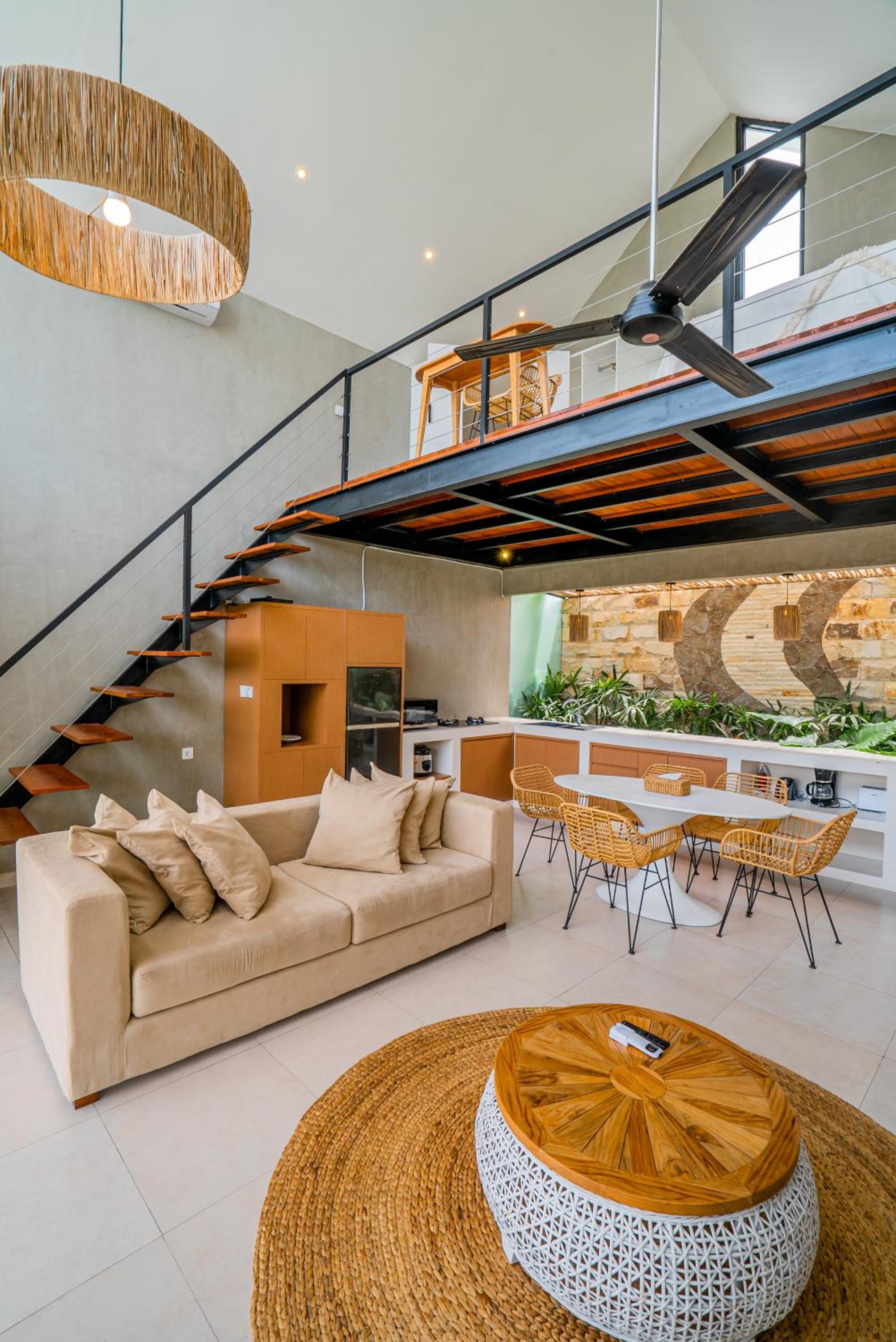 Casa Luna - 4BR villa near Canggu