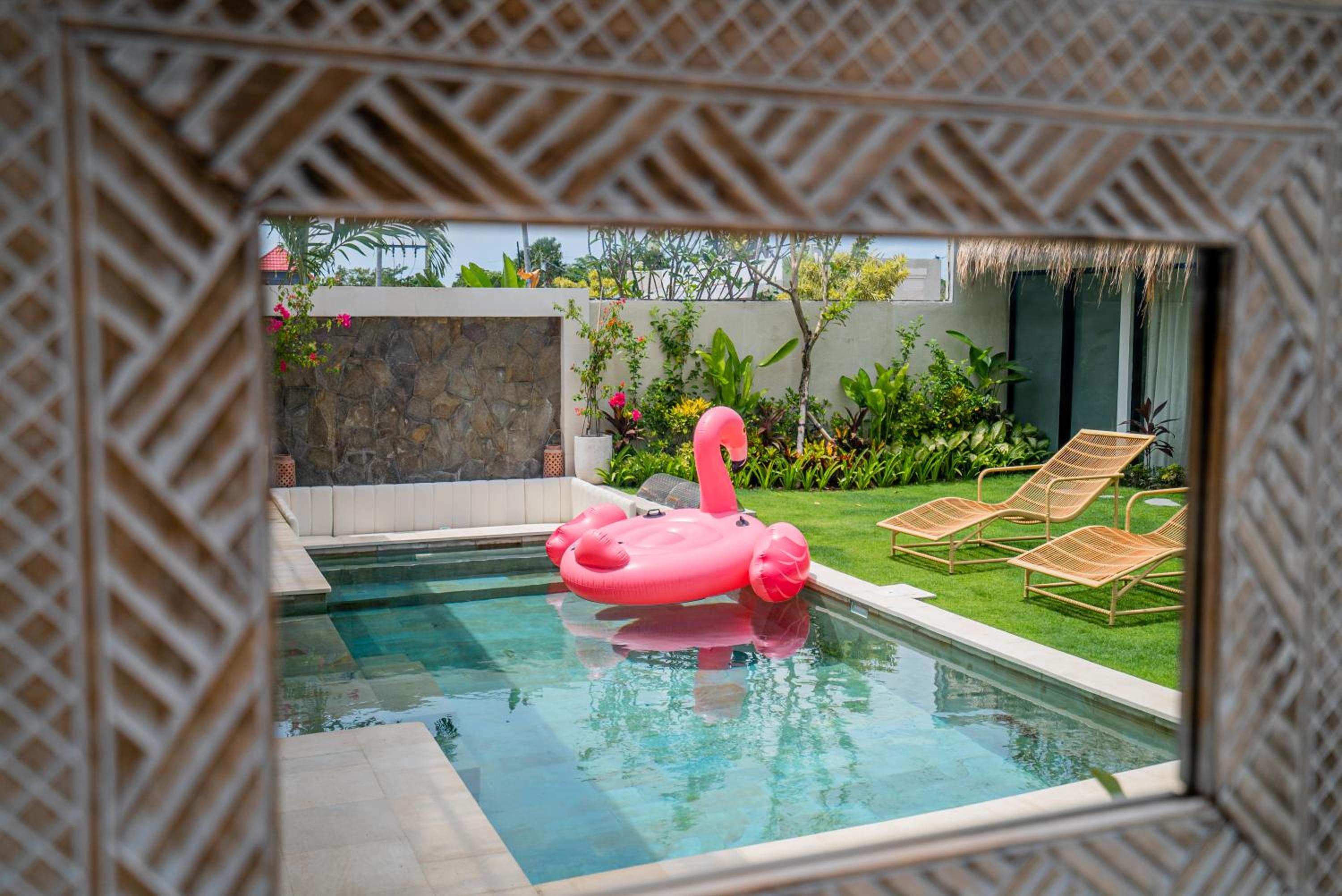 Casa Luna - 4BR villa near Canggu