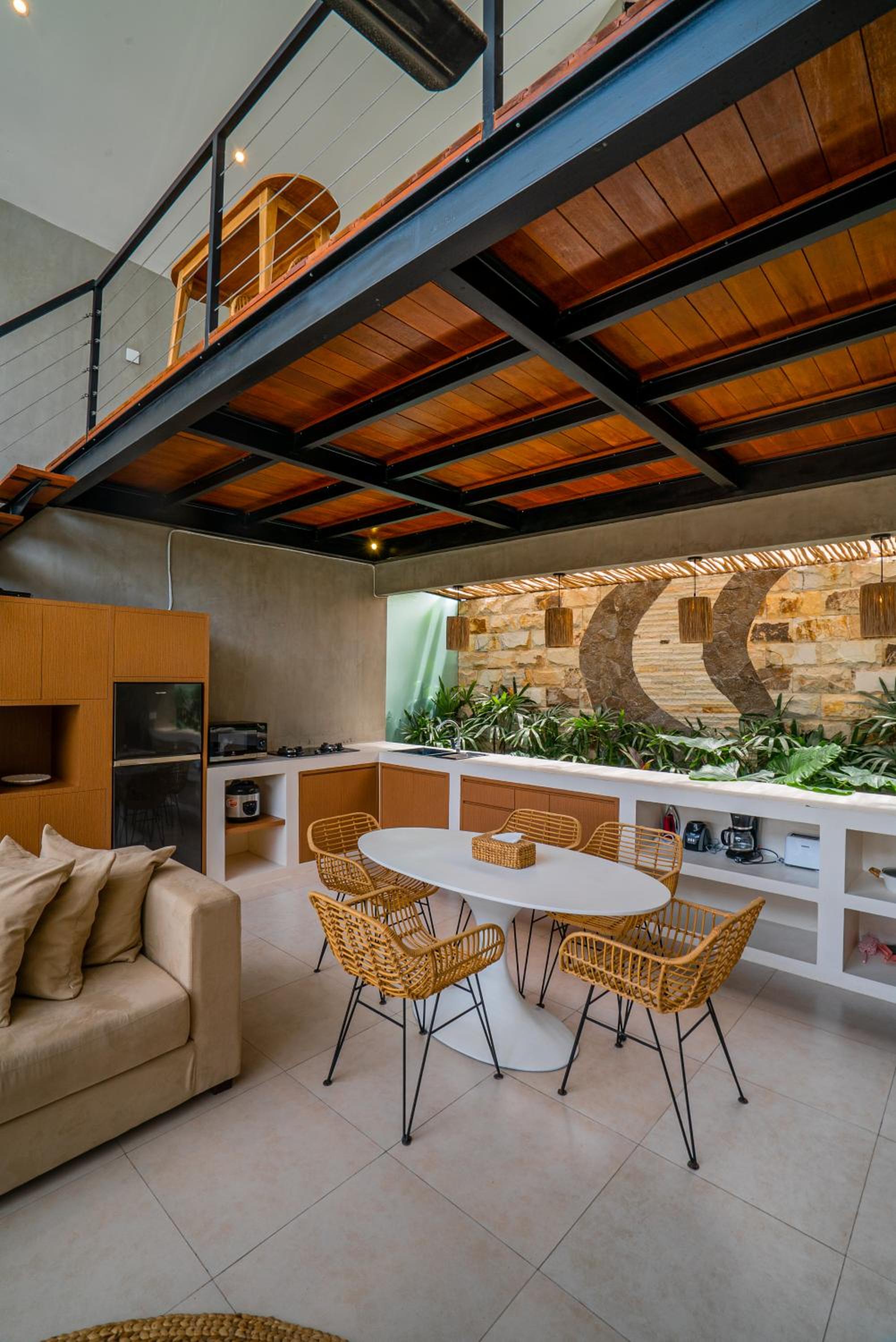 Casa Luna - 4BR villa near Canggu