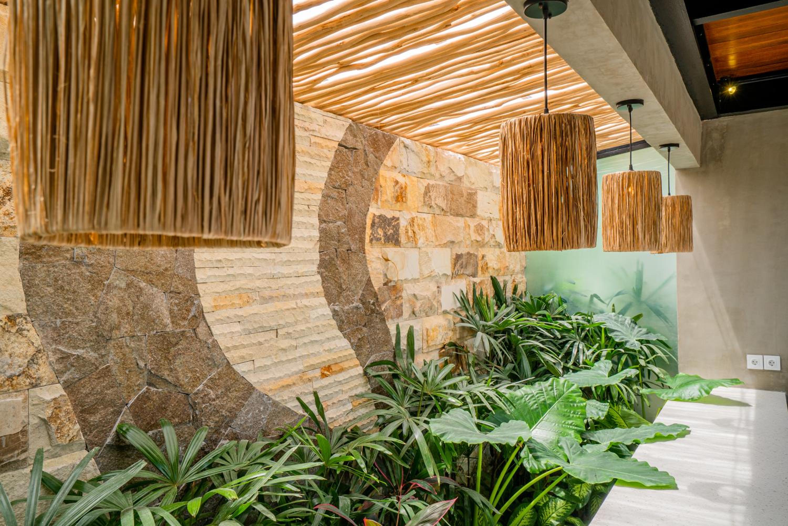 Casa Luna - 4BR villa near Canggu