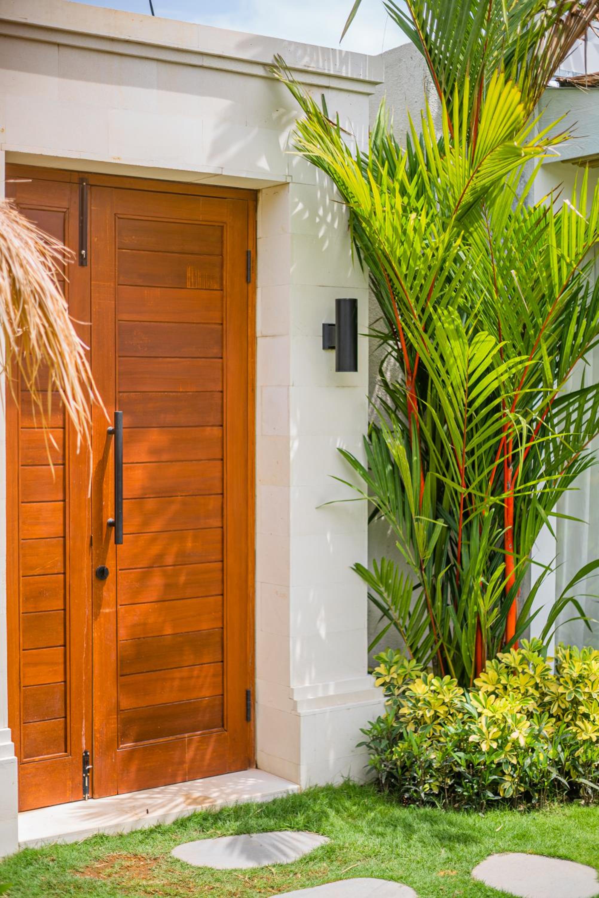 Casa Luna - 4BR villa near Canggu