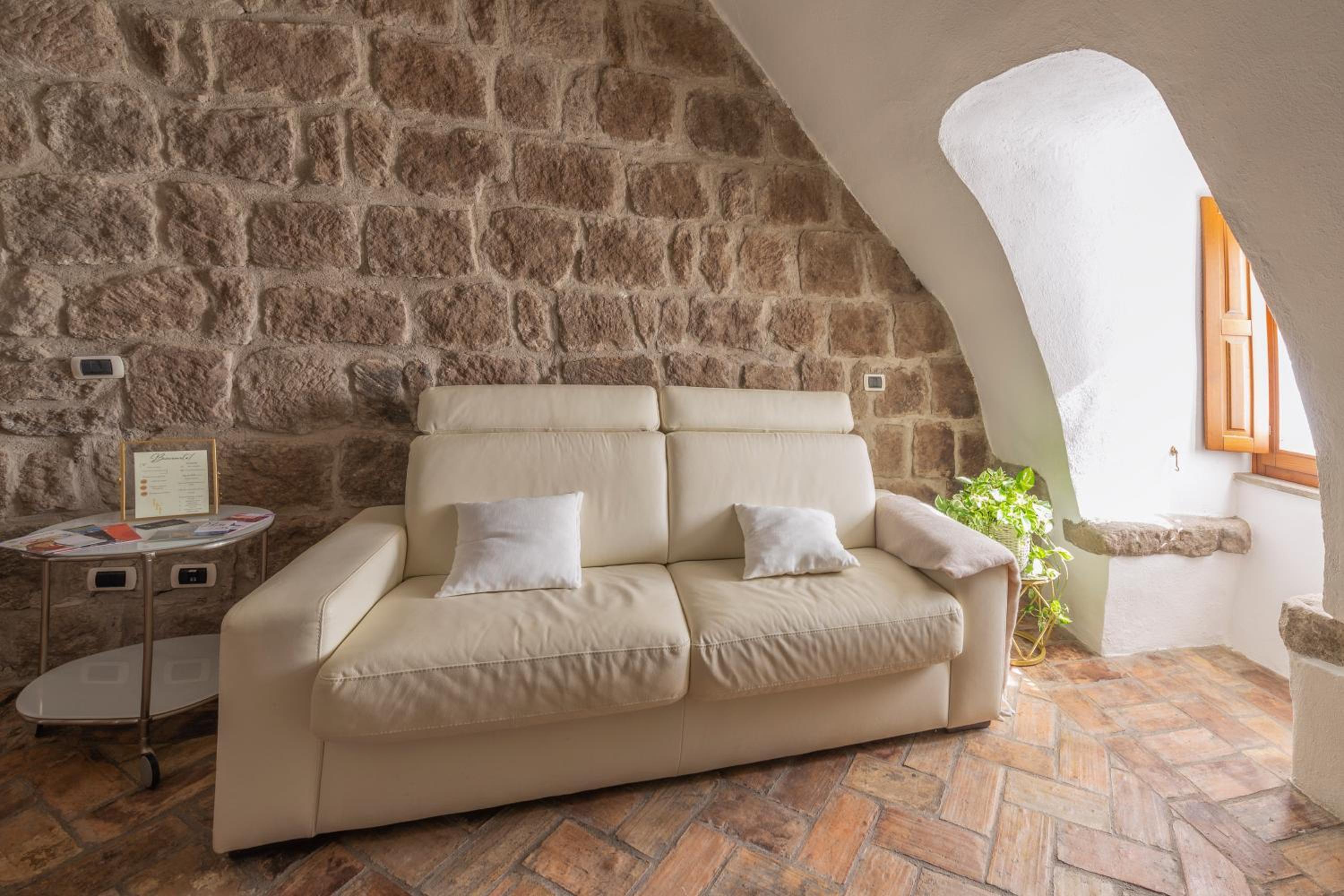 Lei Suite